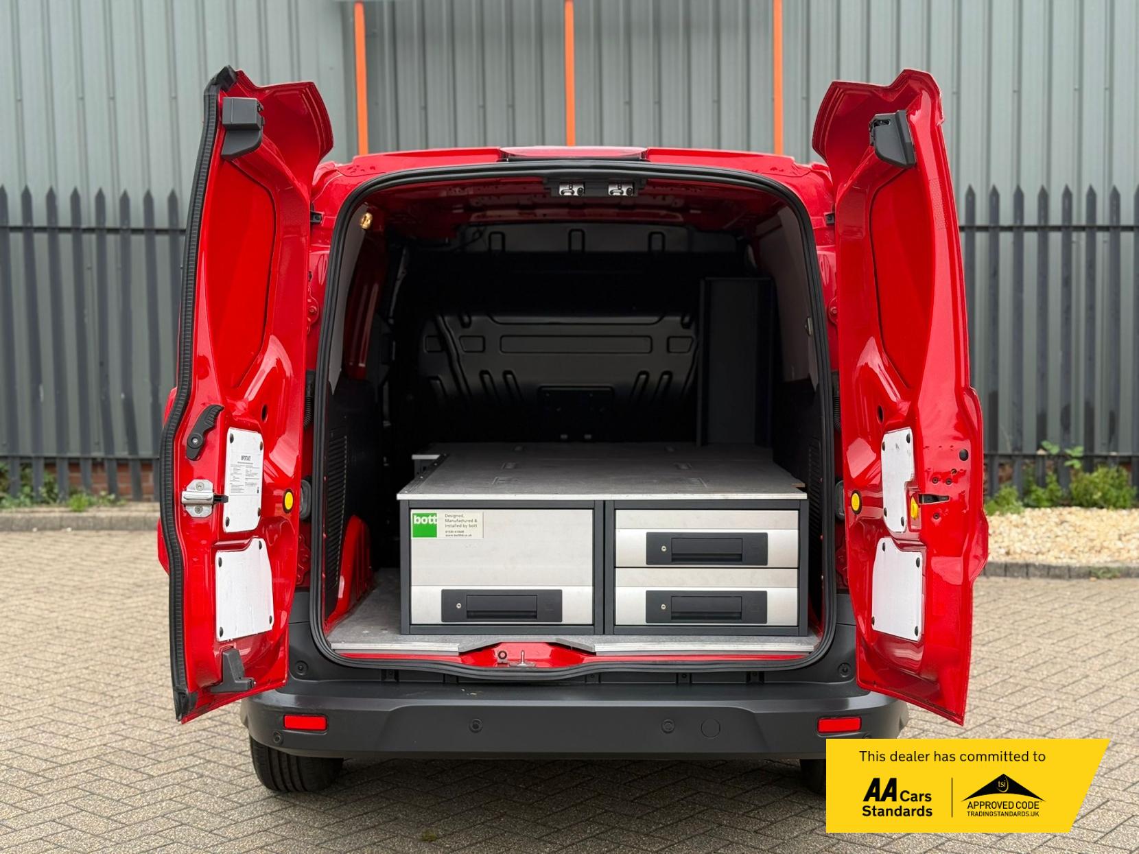 Ford Transit Connect 1.5 TDCi 210 ECOnetic Panel Van 5dr Diesel Manual L2 H1 (109 g/km, 99 bhp)