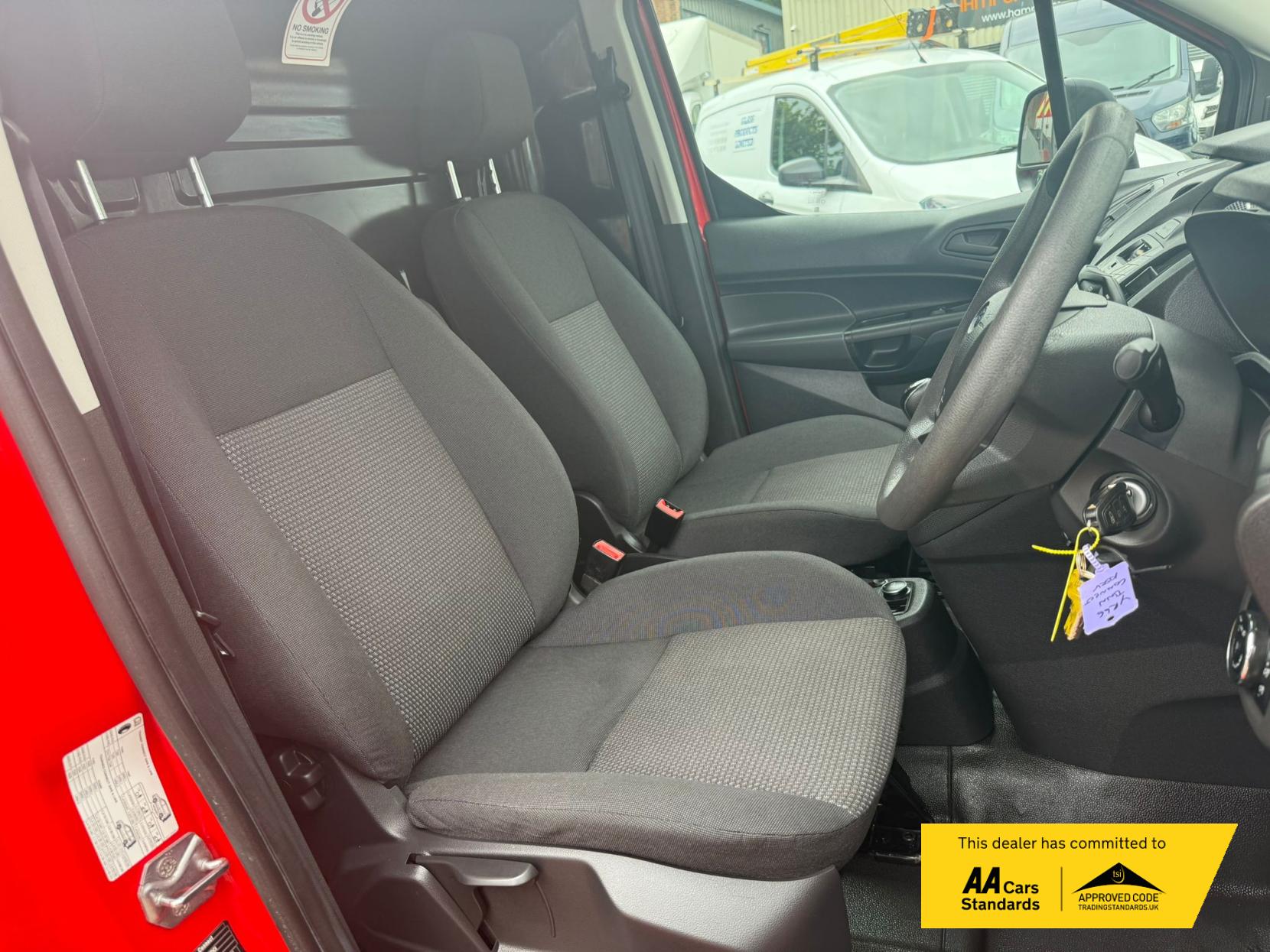 Ford Transit Connect 1.5 TDCi 210 ECOnetic Panel Van 5dr Diesel Manual L2 H1 (109 g/km, 99 bhp)