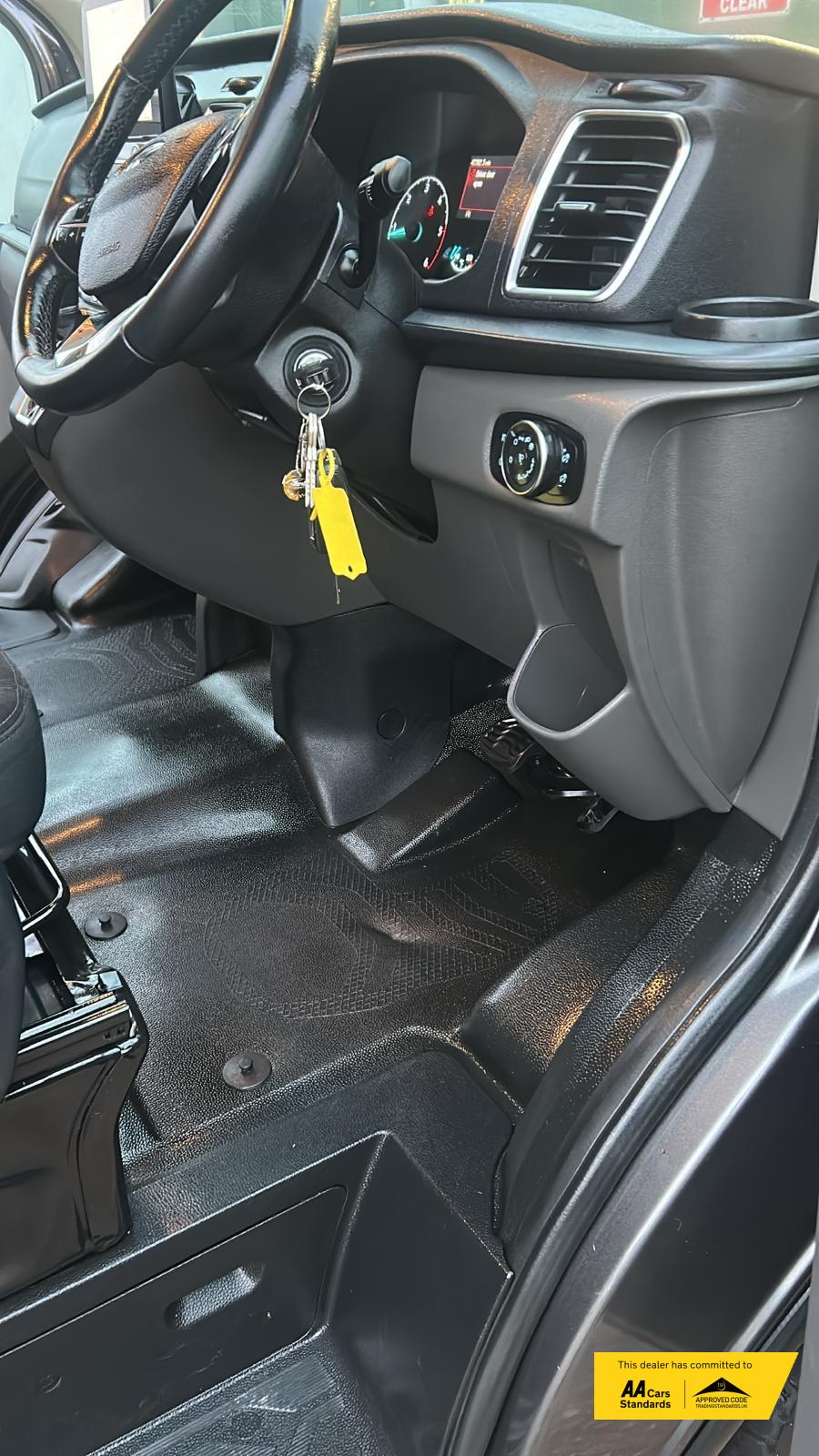 Ford Transit Custom 2.0 300 EcoBlue Limited Panel Van 5dr Diesel Auto L2 H2 Euro 6 (s/s) (170 ps)