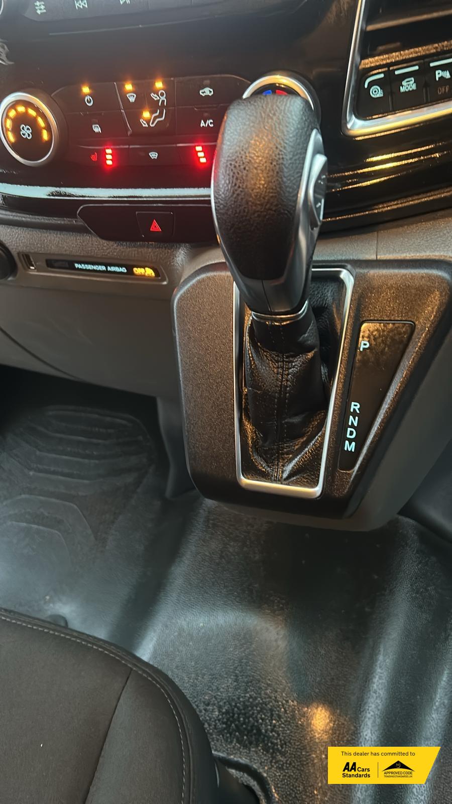 Ford Transit Custom 2.0 300 EcoBlue Limited Panel Van 5dr Diesel Auto L2 H2 Euro 6 (s/s) (170 ps)