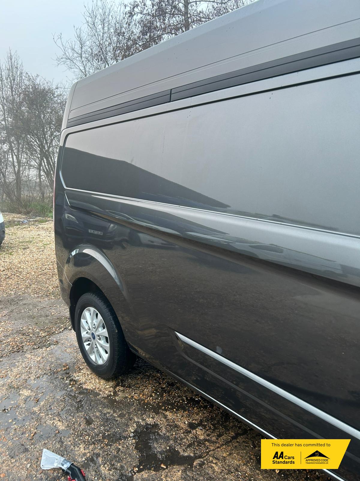 Ford Transit Custom 2.0 300 EcoBlue Limited Panel Van 5dr Diesel Auto L2 H2 Euro 6 (s/s) (170 ps)