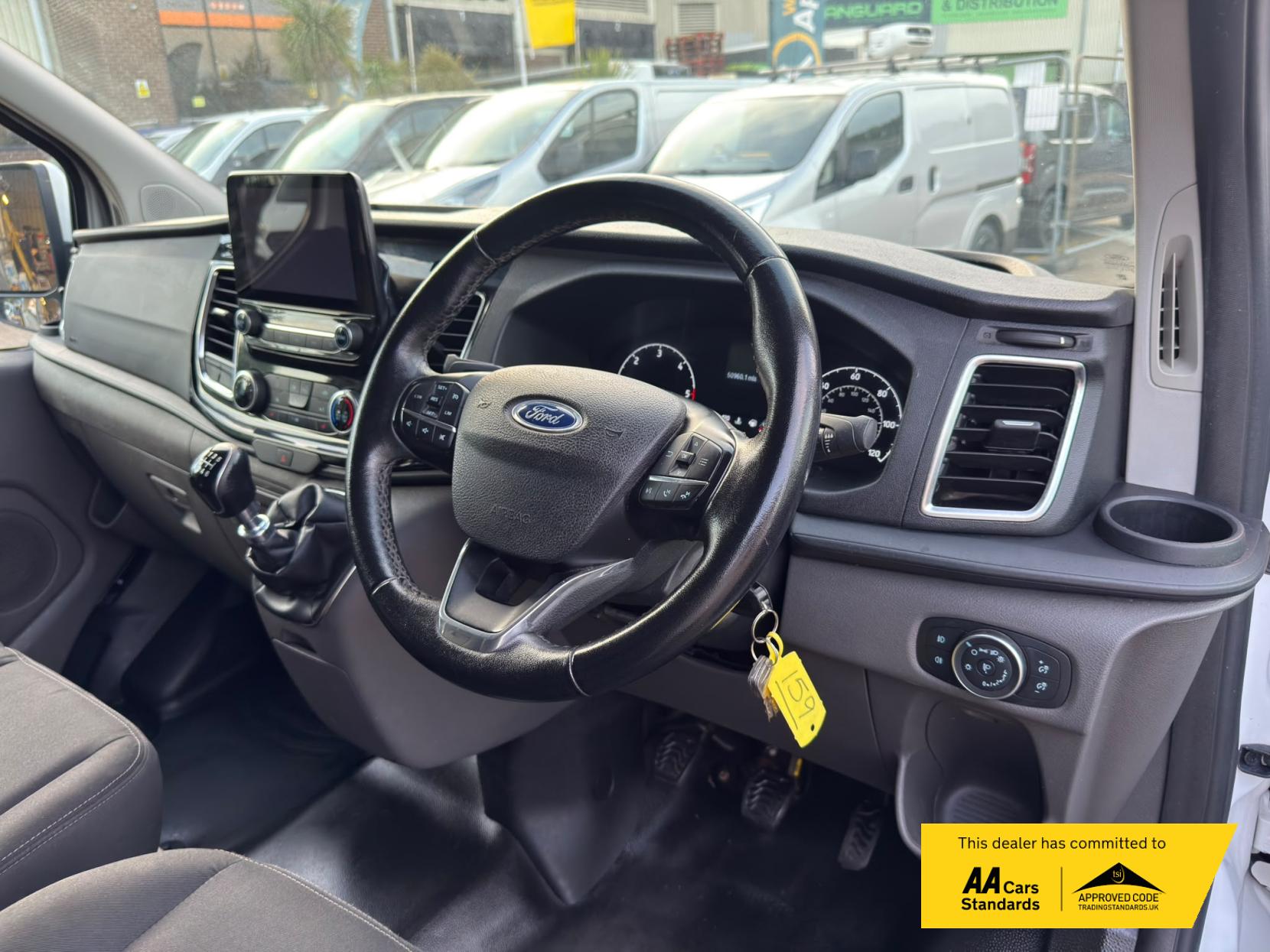 2021 Ford Transit Custom 2.0 300 EcoBlue Limited Panel Van 5dr Diesel Manual L2 H1 Euro 6 (s/s) (130 ps) - Thumbnail 51