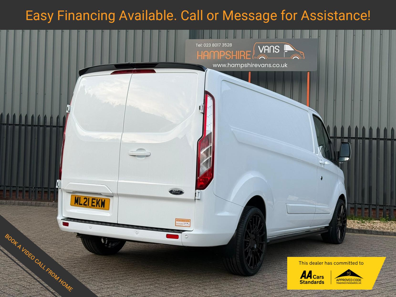 2021 Ford Transit Custom 2.0 300 EcoBlue Limited Panel Van 5dr Diesel Manual L2 H1 Euro 6 (s/s) (130 ps) - Thumbnail 3