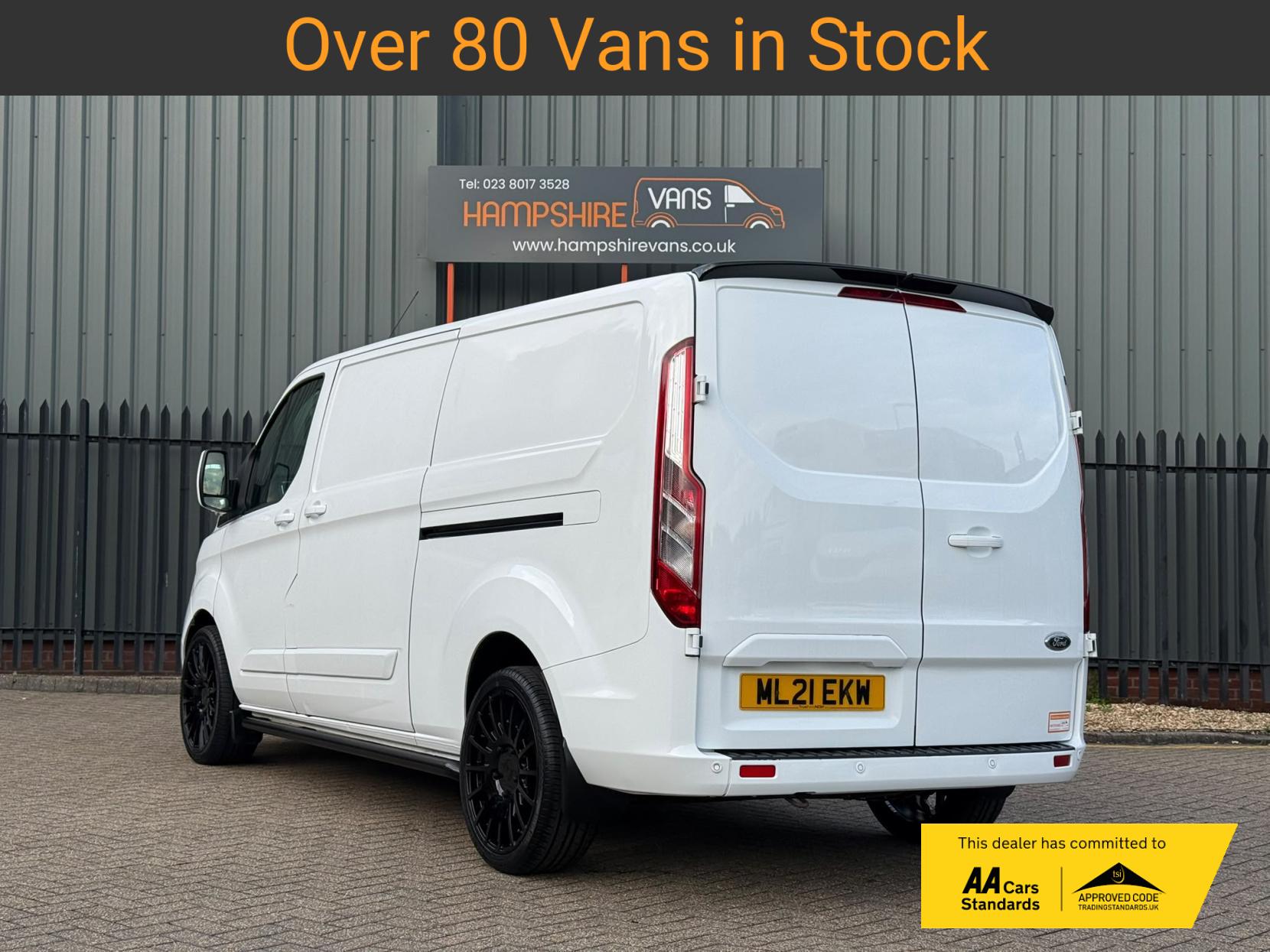 2021 Ford Transit Custom 2.0 300 EcoBlue Limited Panel Van 5dr Diesel Manual L2 H1 Euro 6 (s/s) (130 ps) - Thumbnail 4