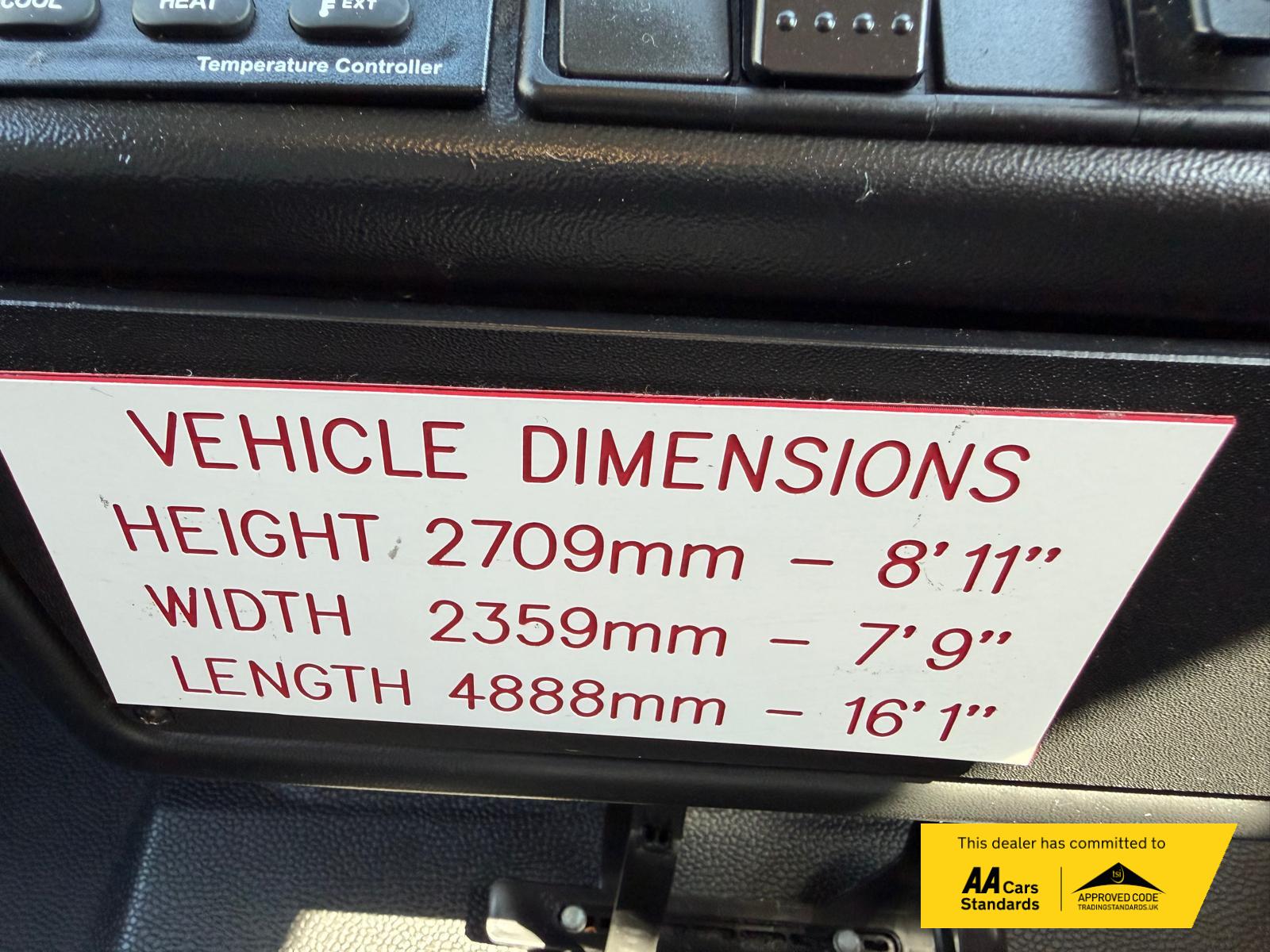 2010 Renault Master 2.5D SL33 Minibus 4dr Diesel Manual FWD L1 H2 (78 bhp) - Thumbnail 25