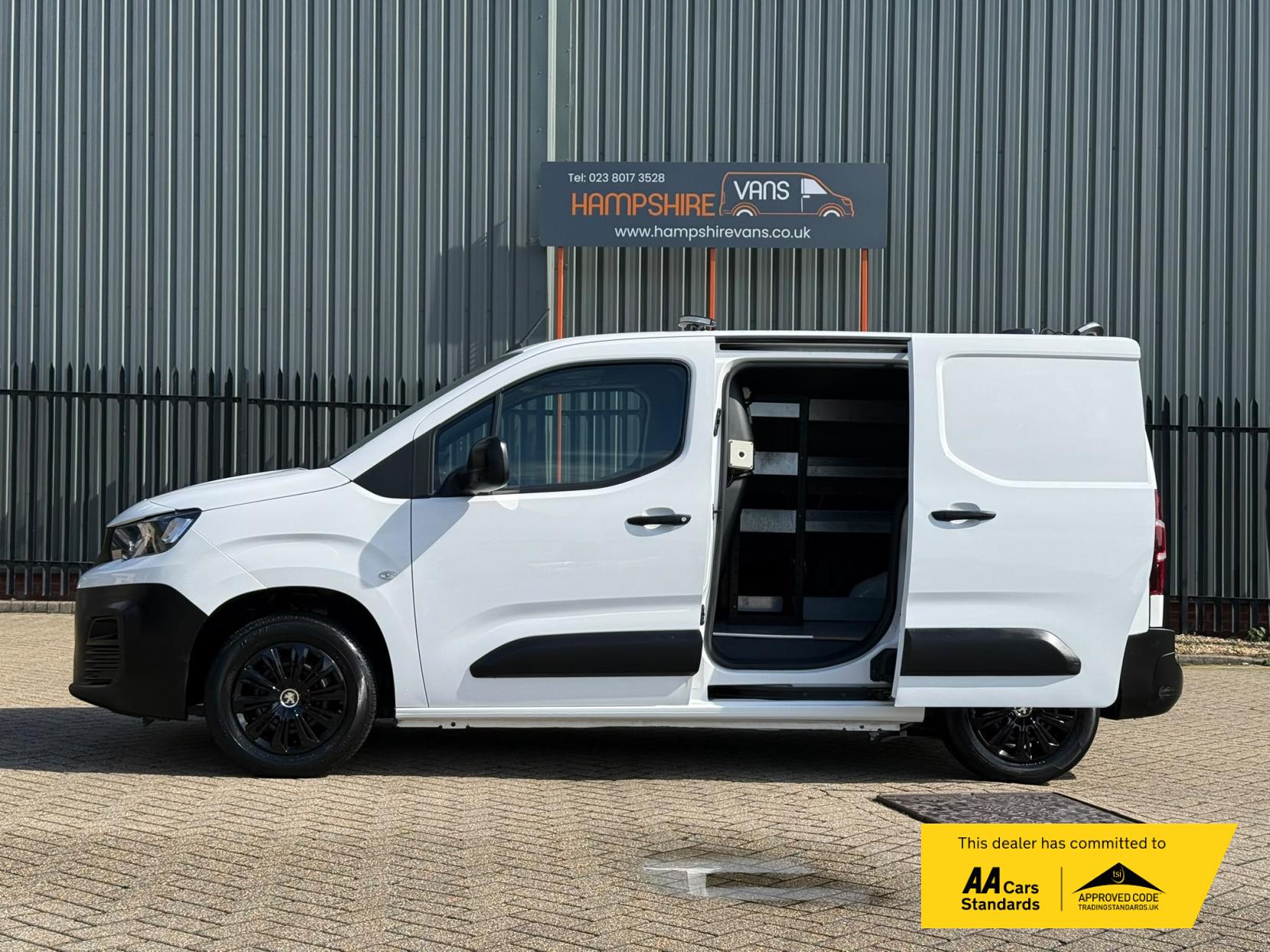 2021 Peugeot Partner 1.5 BlueHDi 650 S Standard Panel Van 5dr Diesel Manual SWB Euro 6 (s/s) (75 bhp) - Thumbnail 38