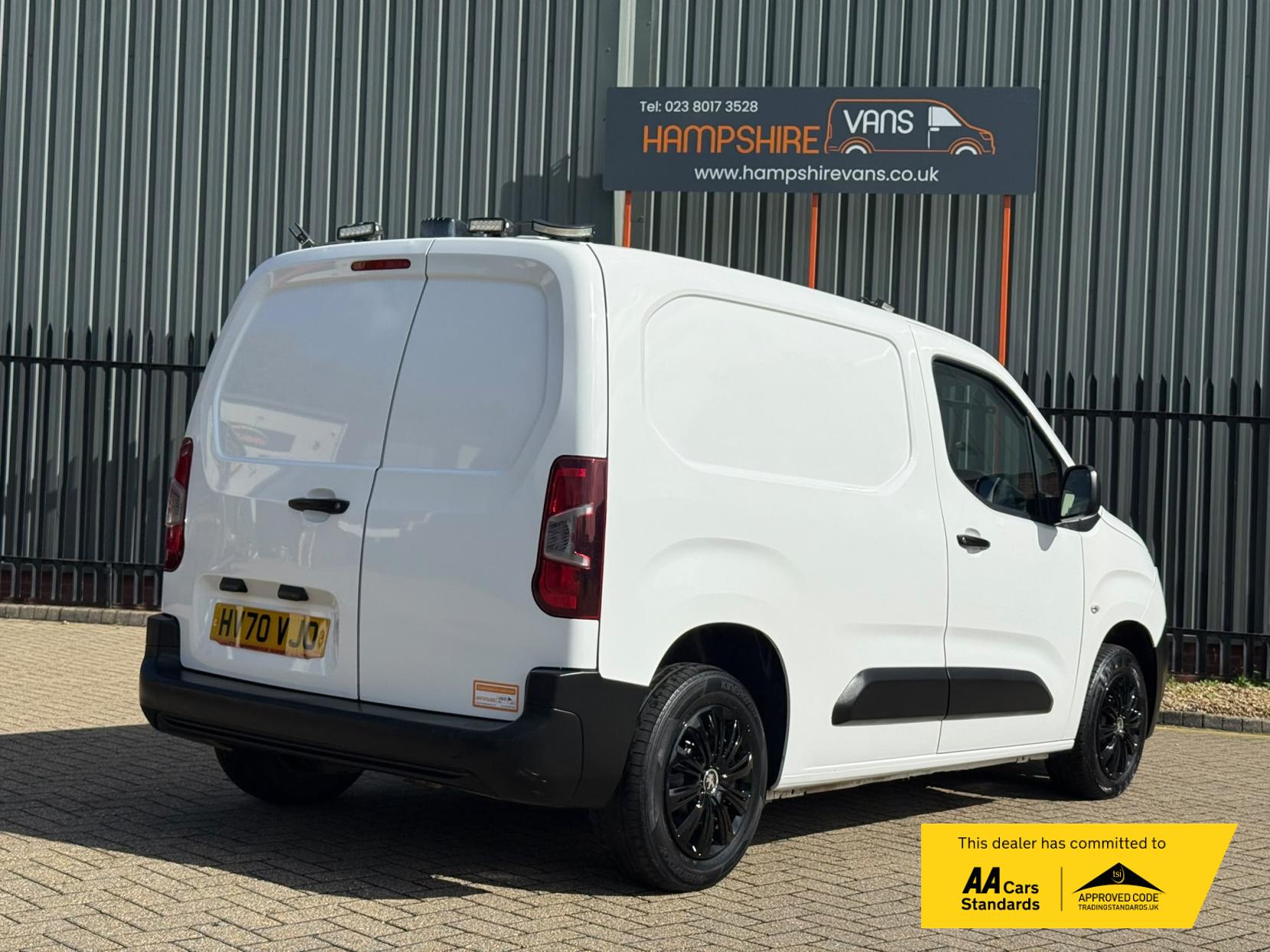 2021 Peugeot Partner 1.5 BlueHDi 650 S Standard Panel Van 5dr Diesel Manual SWB Euro 6 (s/s) (75 bhp) - Thumbnail 20