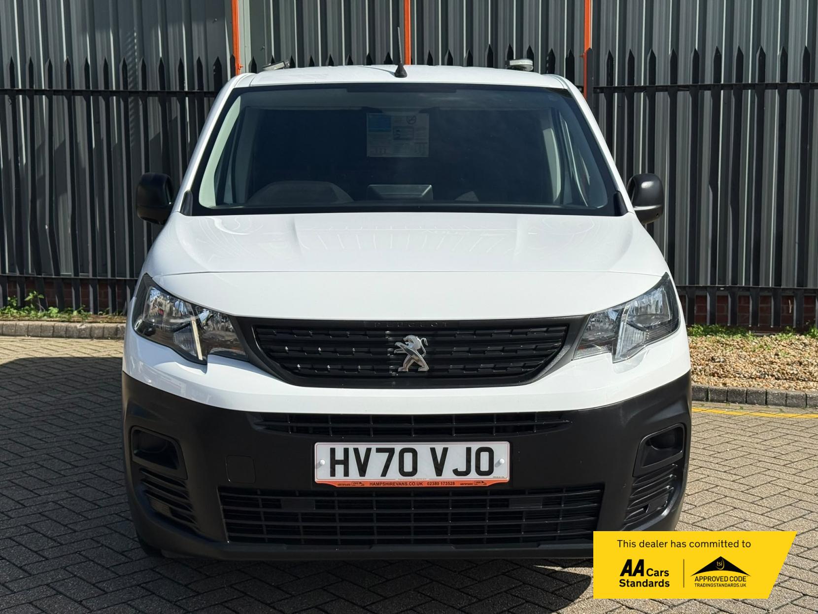 2021 Peugeot Partner 1.5 BlueHDi 650 S Standard Panel Van 5dr Diesel Manual SWB Euro 6 (s/s) (75 bhp) - Thumbnail 54