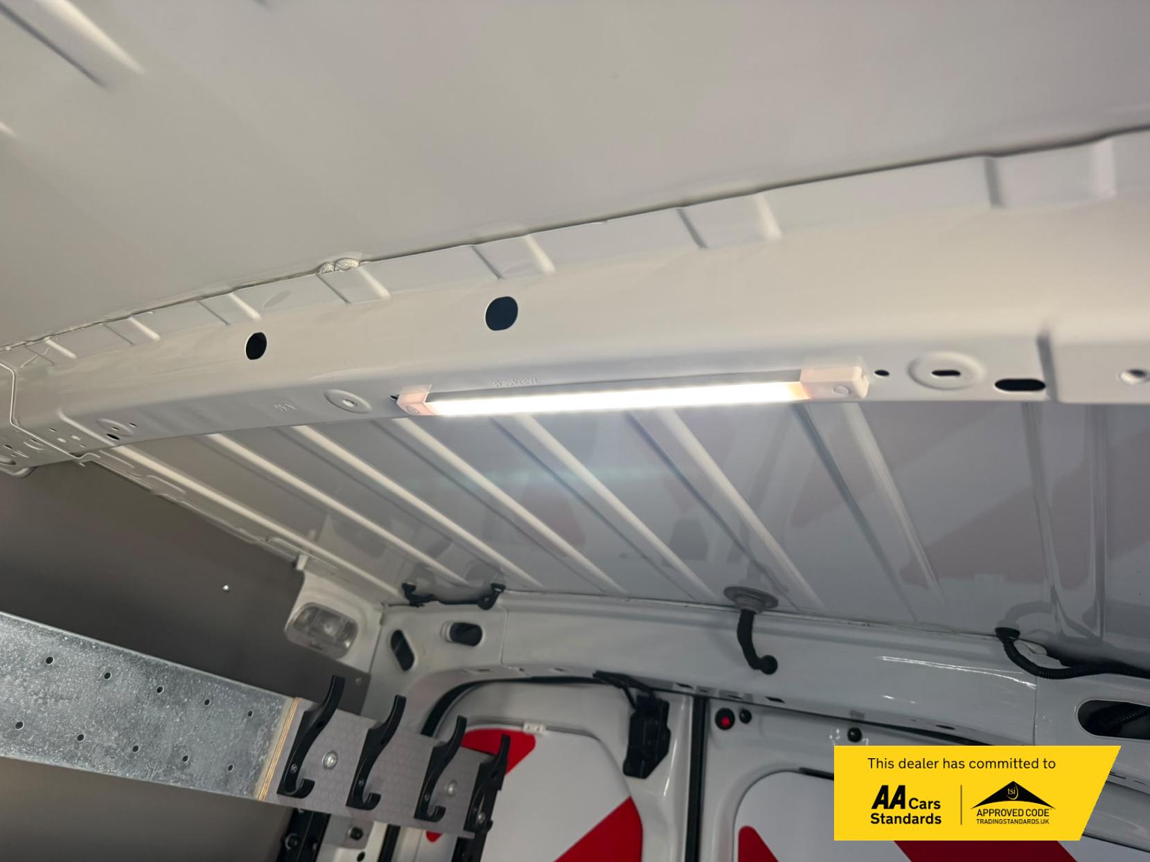 2021 Peugeot Partner 1.5 BlueHDi 650 S Standard Panel Van 5dr Diesel Manual SWB Euro 6 (s/s) (75 bhp) - Thumbnail 34