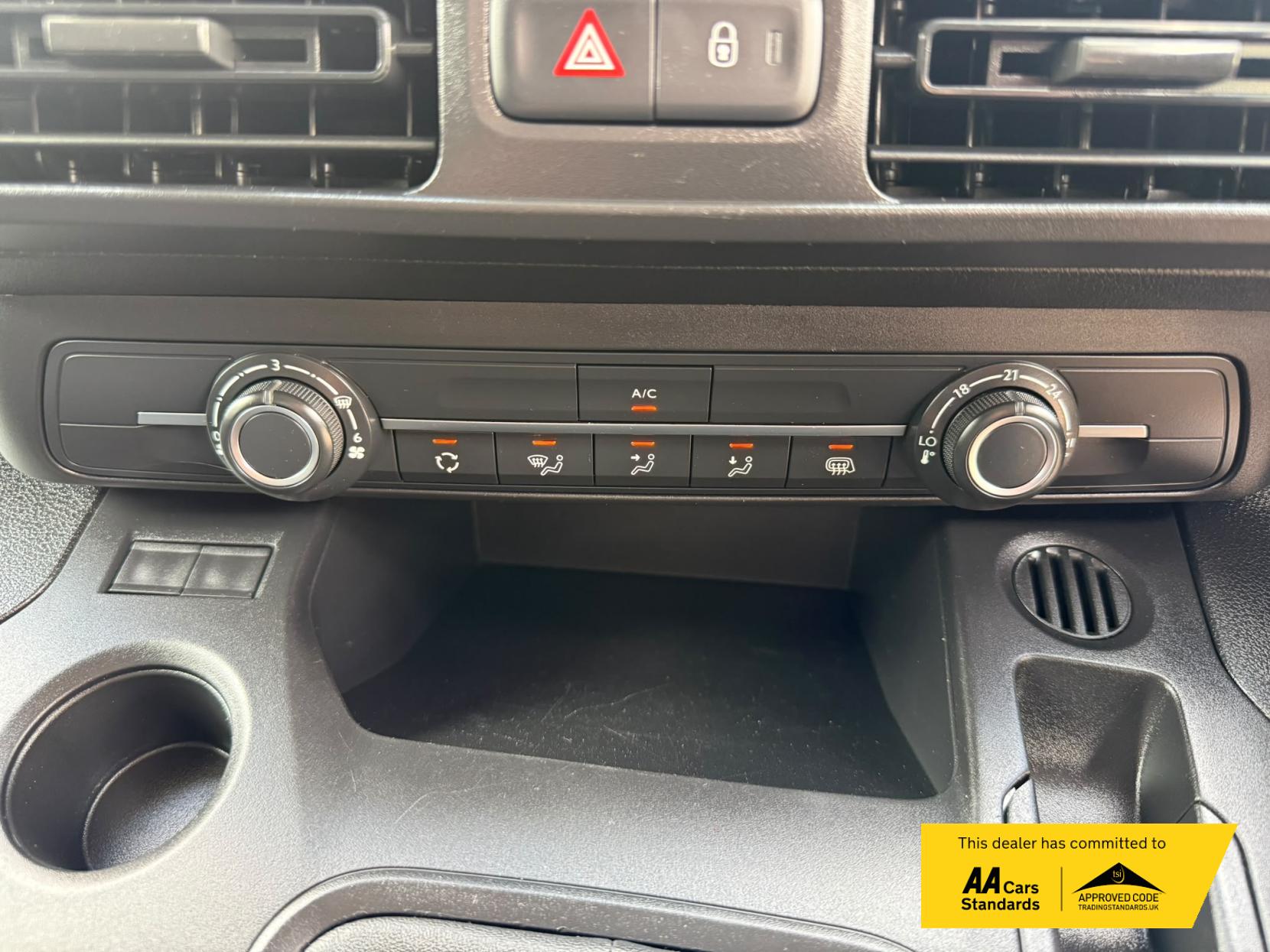 2021 Peugeot Partner 1.5 BlueHDi 650 S Standard Panel Van 5dr Diesel Manual SWB Euro 6 (s/s) (75 bhp) - Thumbnail 41