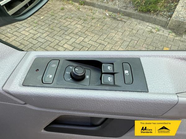 Volkswagen Transporter 2.0 TDI T28 Startline Panel Van 5dr Diesel Manual FWD LWB High Roof Euro 6 (s/s) (90 ps)