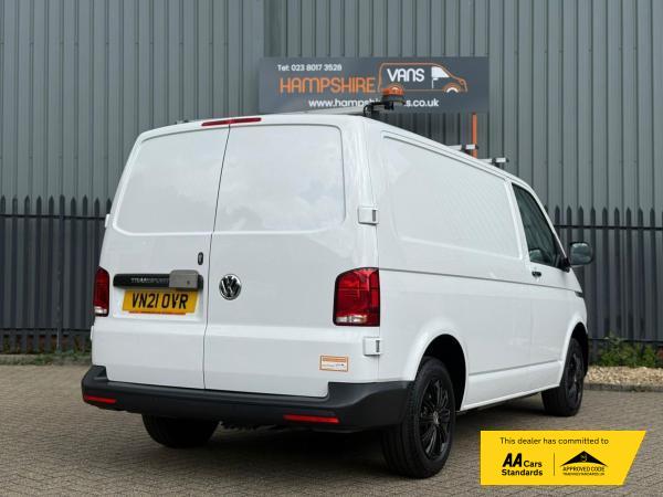 Volkswagen Transporter 2.0 TDI T28 Startline Panel Van 5dr Diesel Manual FWD LWB High Roof Euro 6 (s/s) (90 ps)