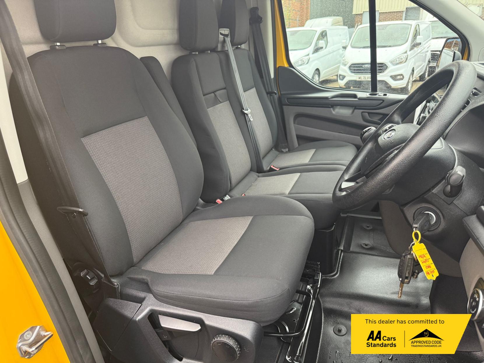 Ford Transit Custom 2.0 340 EcoBlue Leader Panel Van 5dr Diesel Manual L1 H1 Euro 6 (s/s) (130 ps)