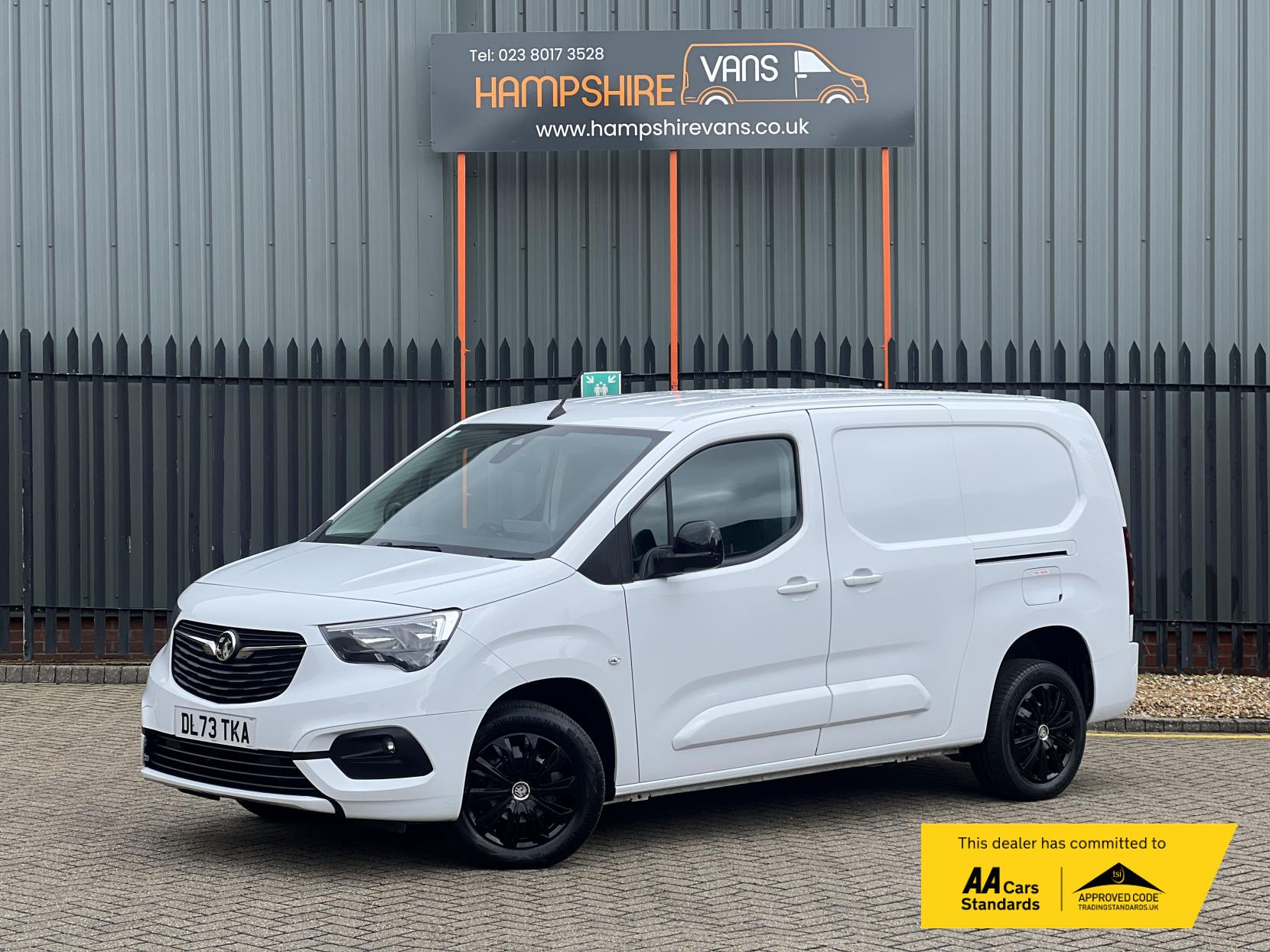 Vauxhall Combo 1.5 Turbo D 2300 Pro Panel Van 6dr Diesel Manual L2 H1 Euro 6 (s/s) (100 ps)