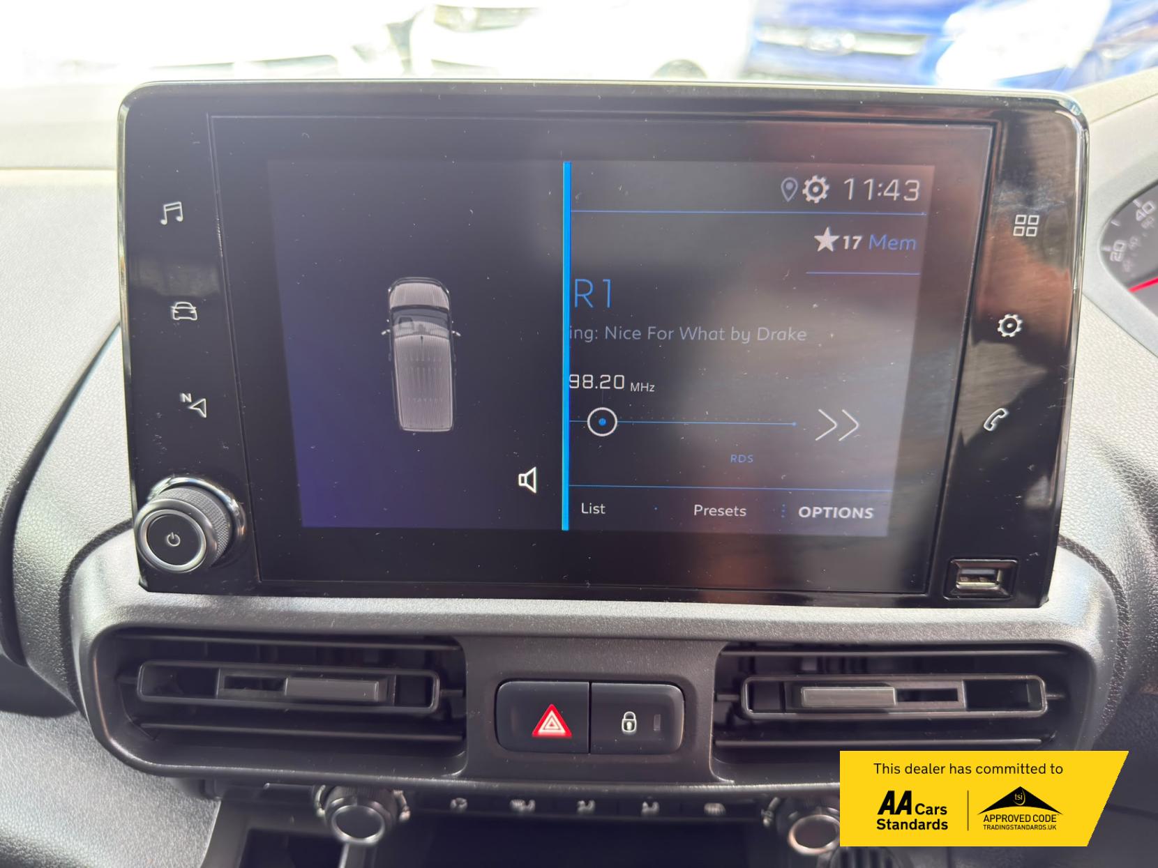 2020 Peugeot Partner 1.5 BlueHDi 1000 Professional Standard Panel Van 5dr Diesel Manual SWB Euro 6 (s/s) (100 bhp) - Thumbnail 17