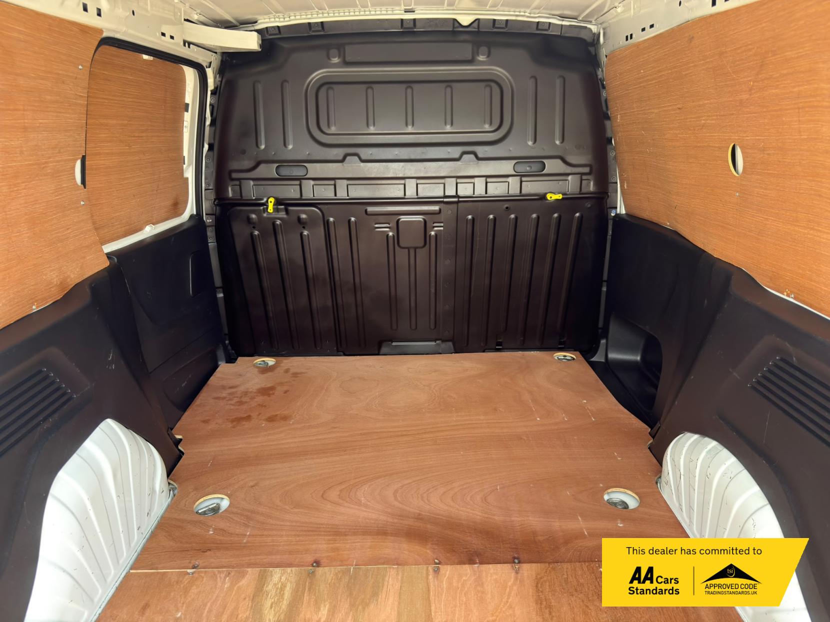 2020 Peugeot Partner 1.5 BlueHDi 1000 Professional Standard Panel Van 5dr Diesel Manual SWB Euro 6 (s/s) (100 bhp) - Thumbnail 38