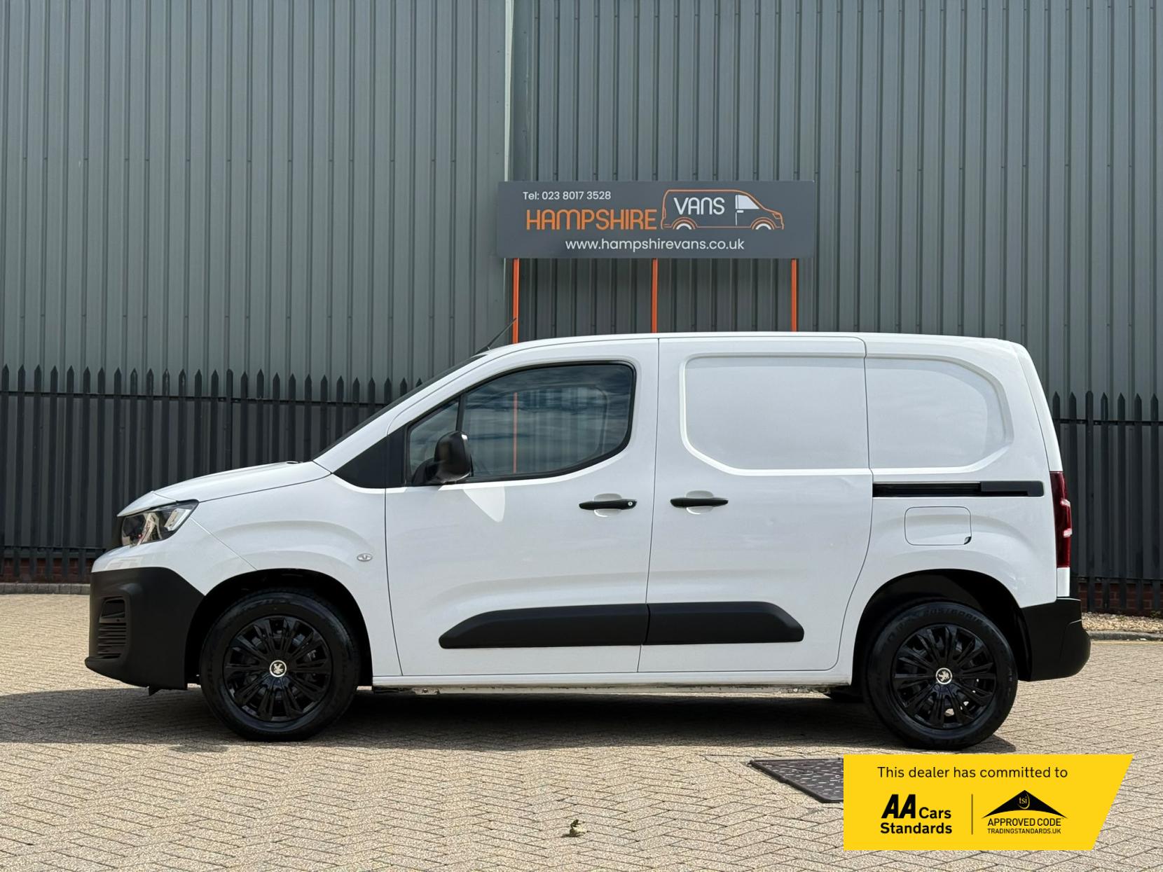 2020 Peugeot Partner 1.5 BlueHDi 1000 Professional Standard Panel Van 5dr Diesel Manual SWB Euro 6 (s/s) (100 bhp) - Thumbnail 6