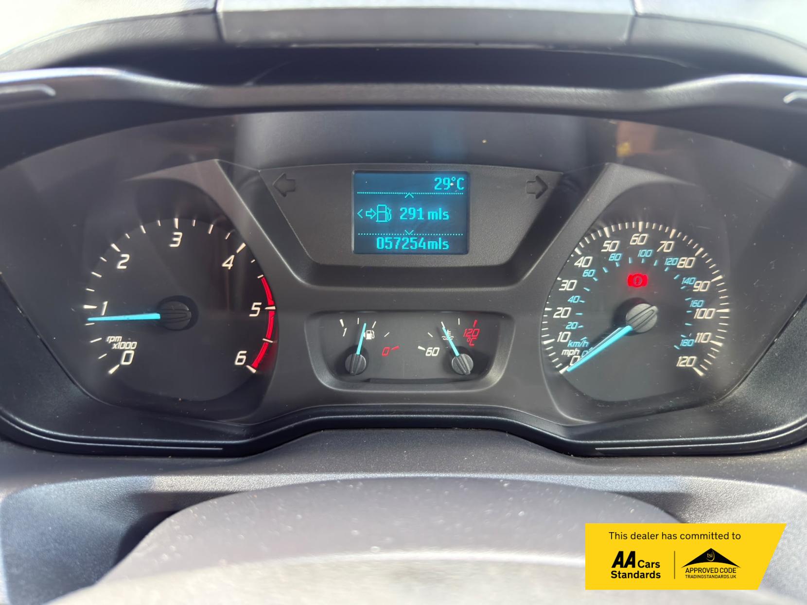 2013 Ford Transit Custom 2.2 TDCi 330 Trend Panel Van 5dr Diesel Manual L2 H1 (197 g/km, 123 bhp) - Thumbnail 26