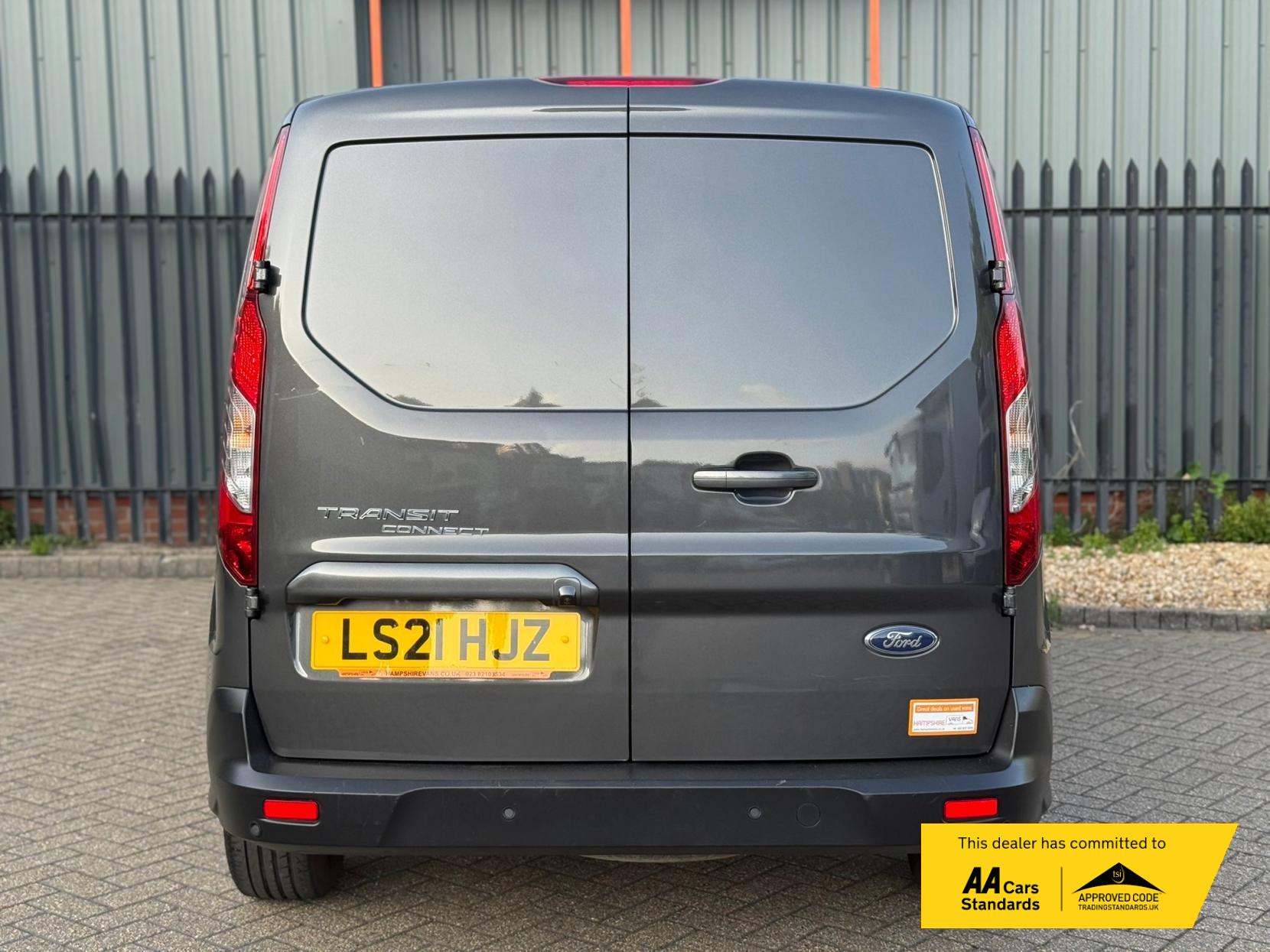 2021 Ford Transit Connect 1.5 240 EcoBlue Limited Panel Van 5dr Diesel Auto L2 Euro 6 (s/s) (120 ps) - Thumbnail 11