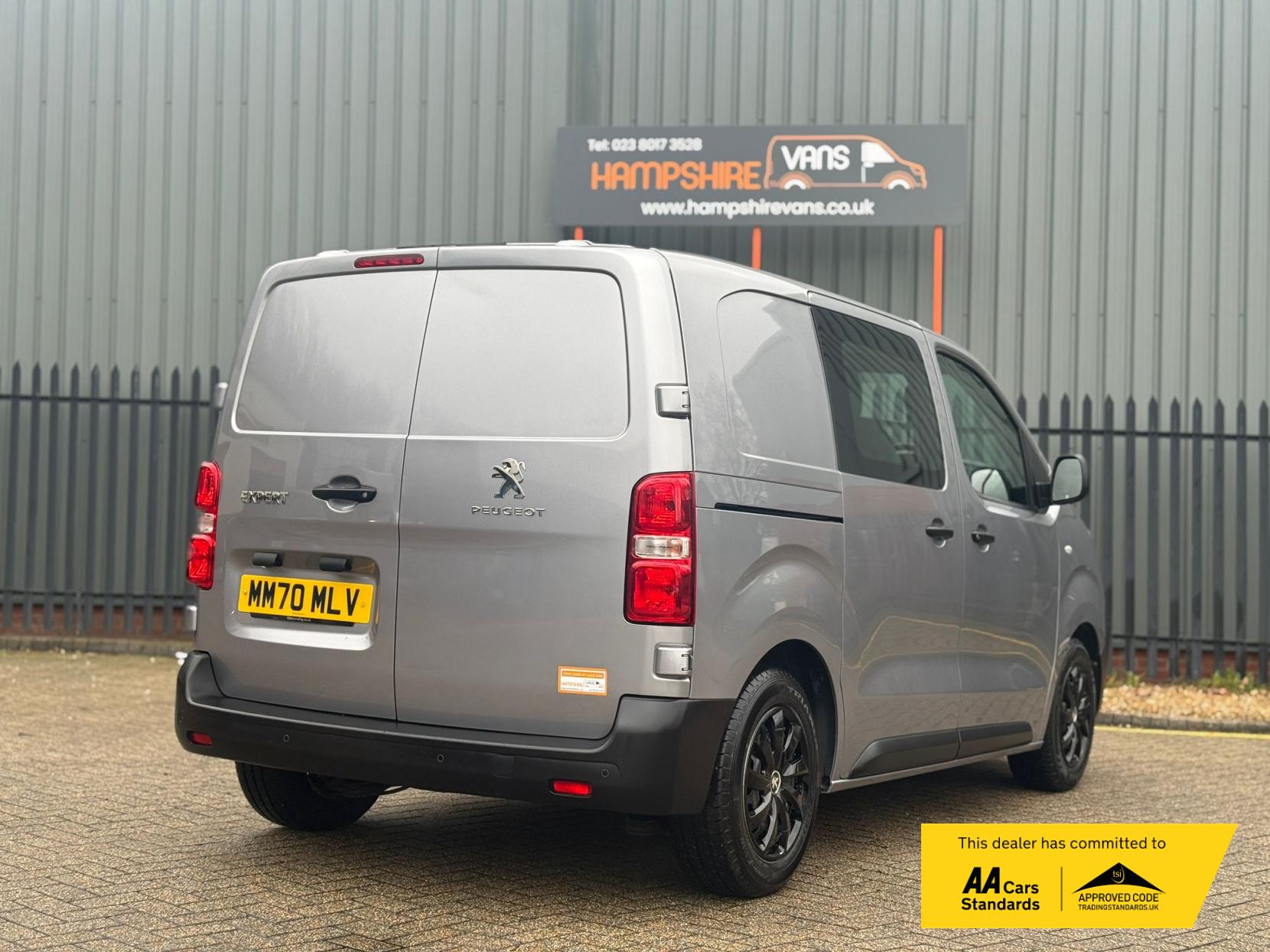 Peugeot Expert 1.5 BlueHDi 1000 Professional Compact Panel Van 6dr Diesel Manual SWB Euro 6 (s/s) (100 bhp)