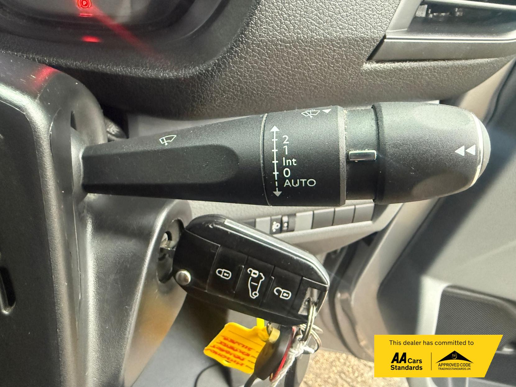 Peugeot Expert 1.5 BlueHDi 1000 Professional Compact Panel Van 6dr Diesel Manual SWB Euro 6 (s/s) (100 bhp)