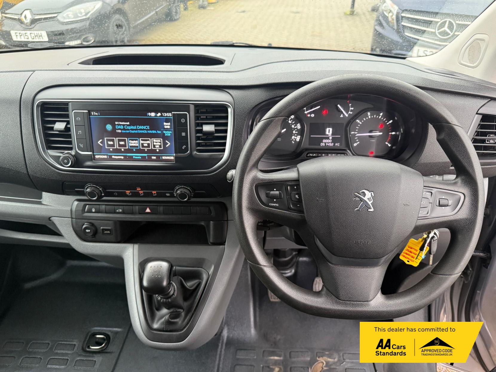 Peugeot Expert 1.5 BlueHDi 1000 Professional Compact Panel Van 6dr Diesel Manual SWB Euro 6 (s/s) (100 bhp)