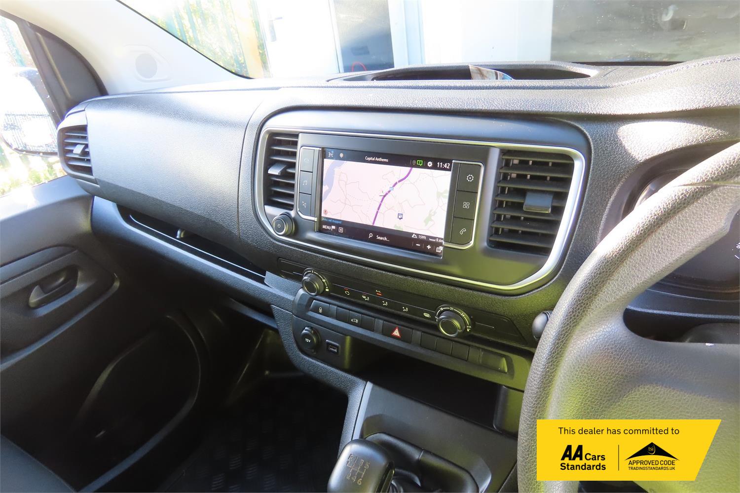 Vauxhall Vivaro 1.5 Turbo D 2700 Pro Panel Van 6dr Diesel Manual L1 H1 Euro 6 (s/s) (120 ps)