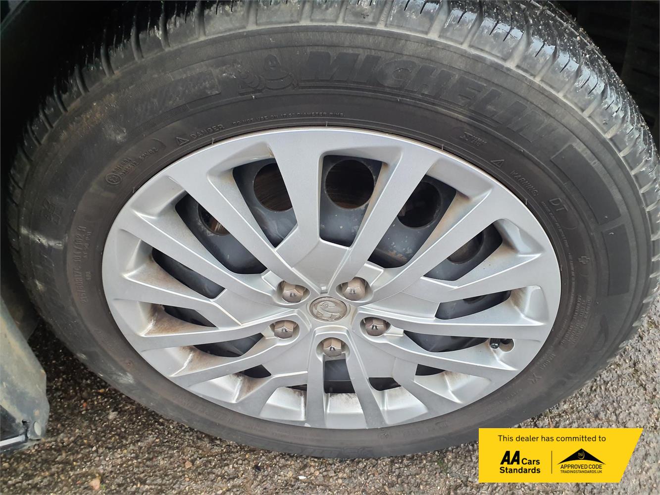 Vauxhall Vivaro 1.5 Turbo D 2700 Pro Panel Van 6dr Diesel Manual L1 H1 Euro 6 (s/s) (120 ps)