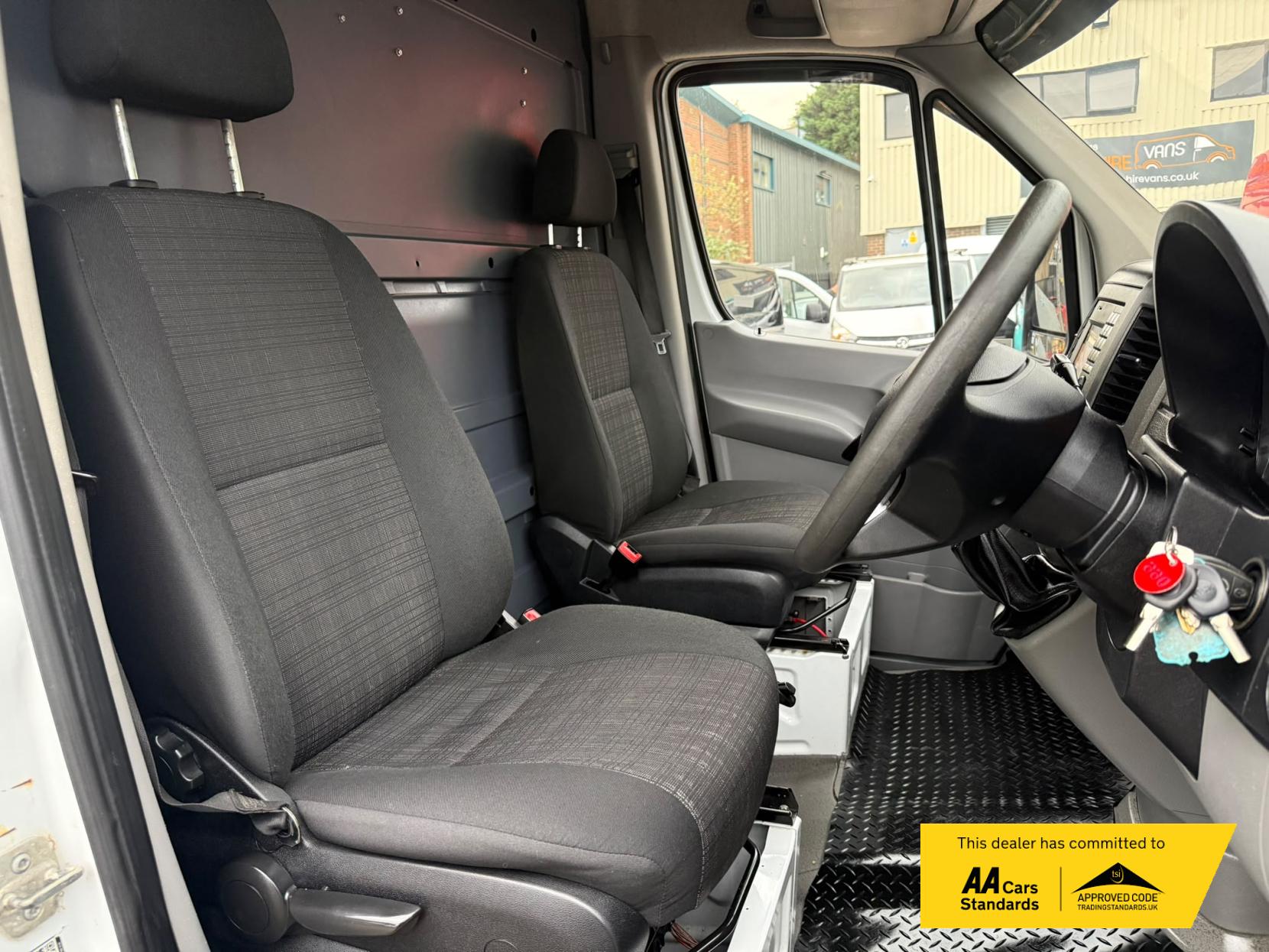 2015 Mercedes-Benz Sprinter 2.1 310 CDi Panel Van 4dr Diesel Manual RWD L3 H3 (240 g/km, 95 bhp) - Thumbnail 30