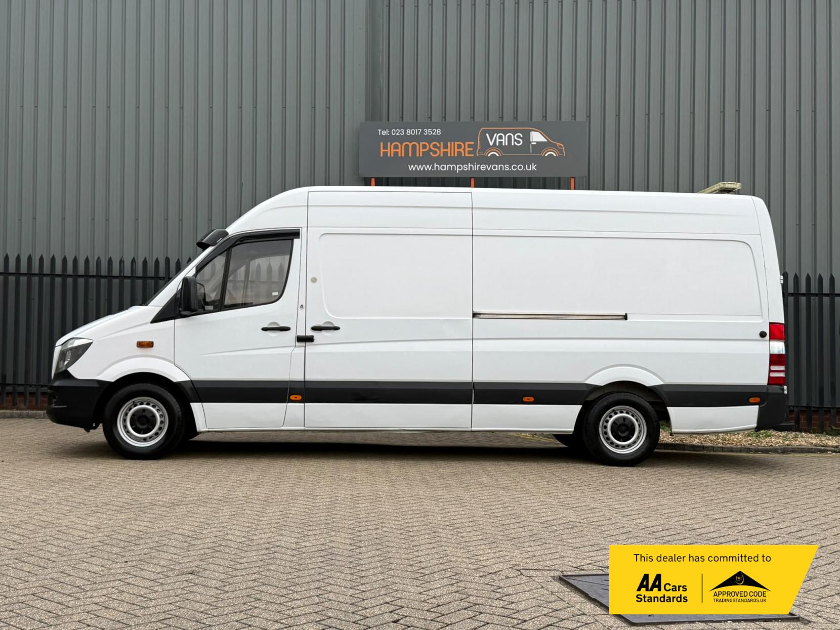 2015 Mercedes-Benz Sprinter 2.1 310 CDi Panel Van 4dr Diesel Manual RWD L3 H3 (240 g/km, 95 bhp) - Thumbnail 6