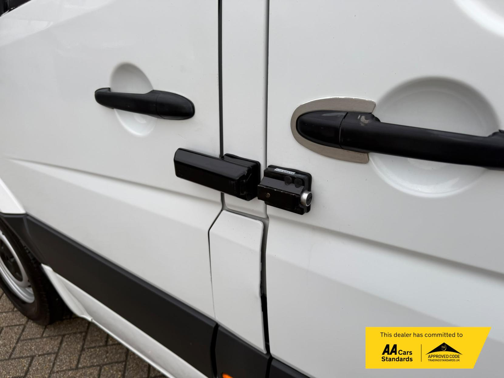 2015 Mercedes-Benz Sprinter 2.1 310 CDi Panel Van 4dr Diesel Manual RWD L3 H3 (240 g/km, 95 bhp) - Thumbnail 49