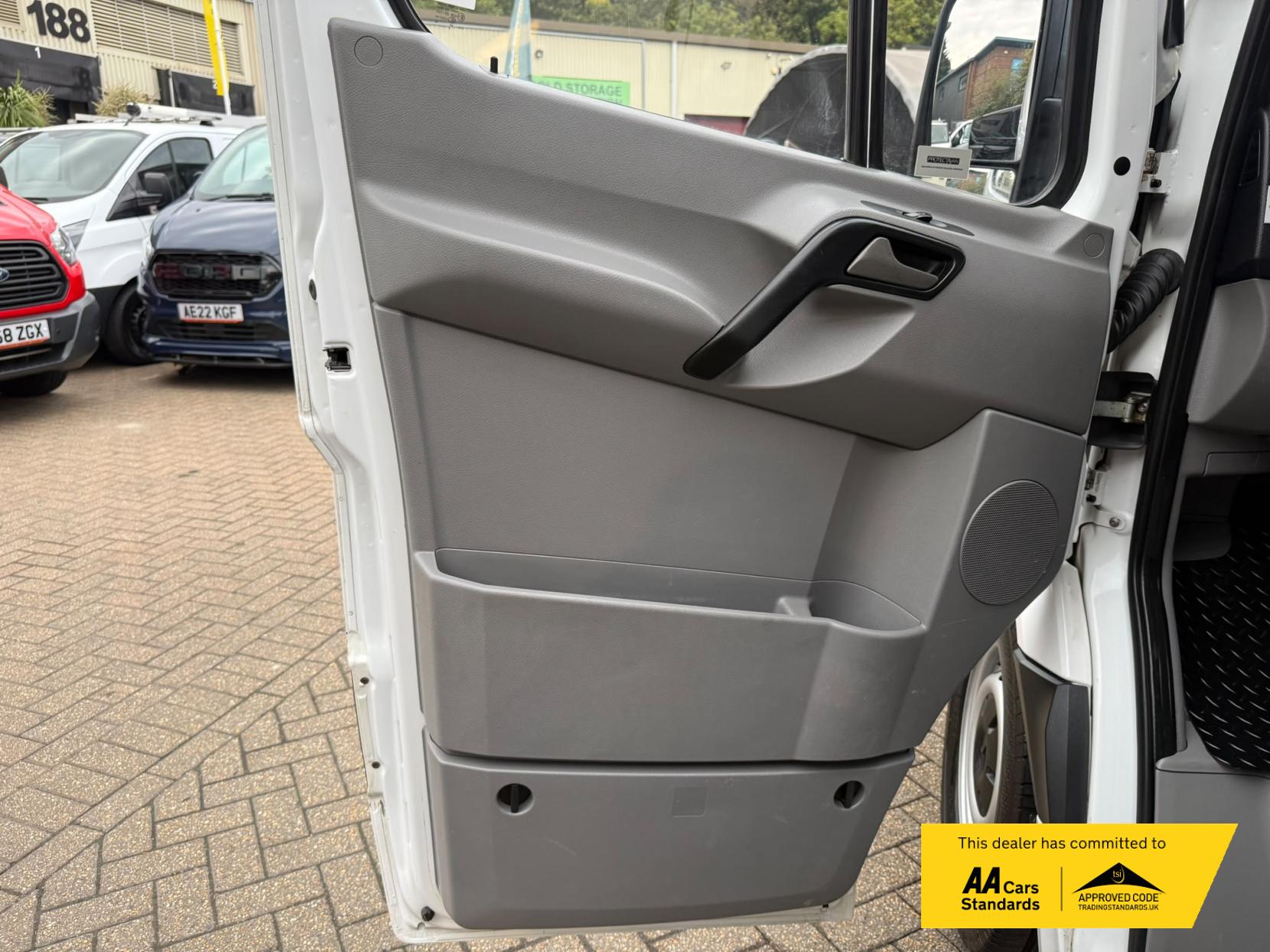 2015 Mercedes-Benz Sprinter 2.1 310 CDi Panel Van 4dr Diesel Manual RWD L3 H3 (240 g/km, 95 bhp) - Thumbnail 34
