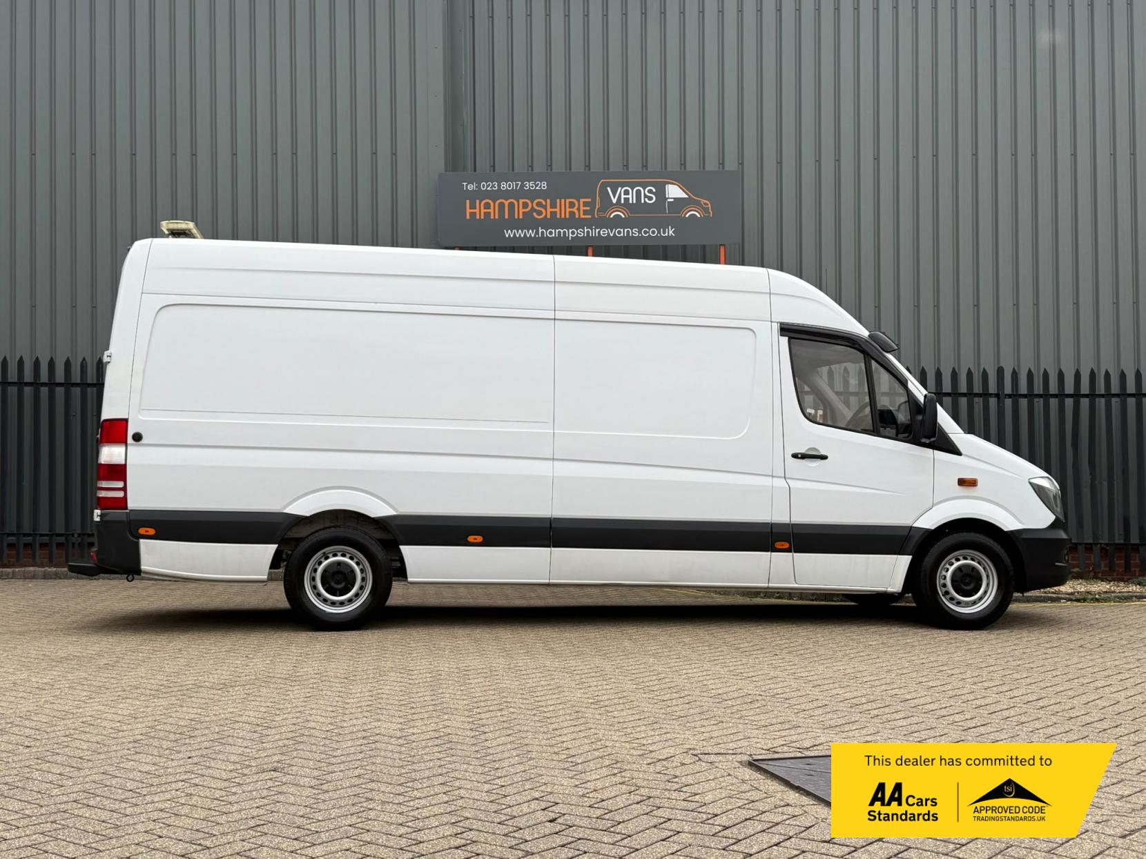 2015 Mercedes-Benz Sprinter 2.1 310 CDi Panel Van 4dr Diesel Manual RWD L3 H3 (240 g/km, 95 bhp) - Thumbnail 5