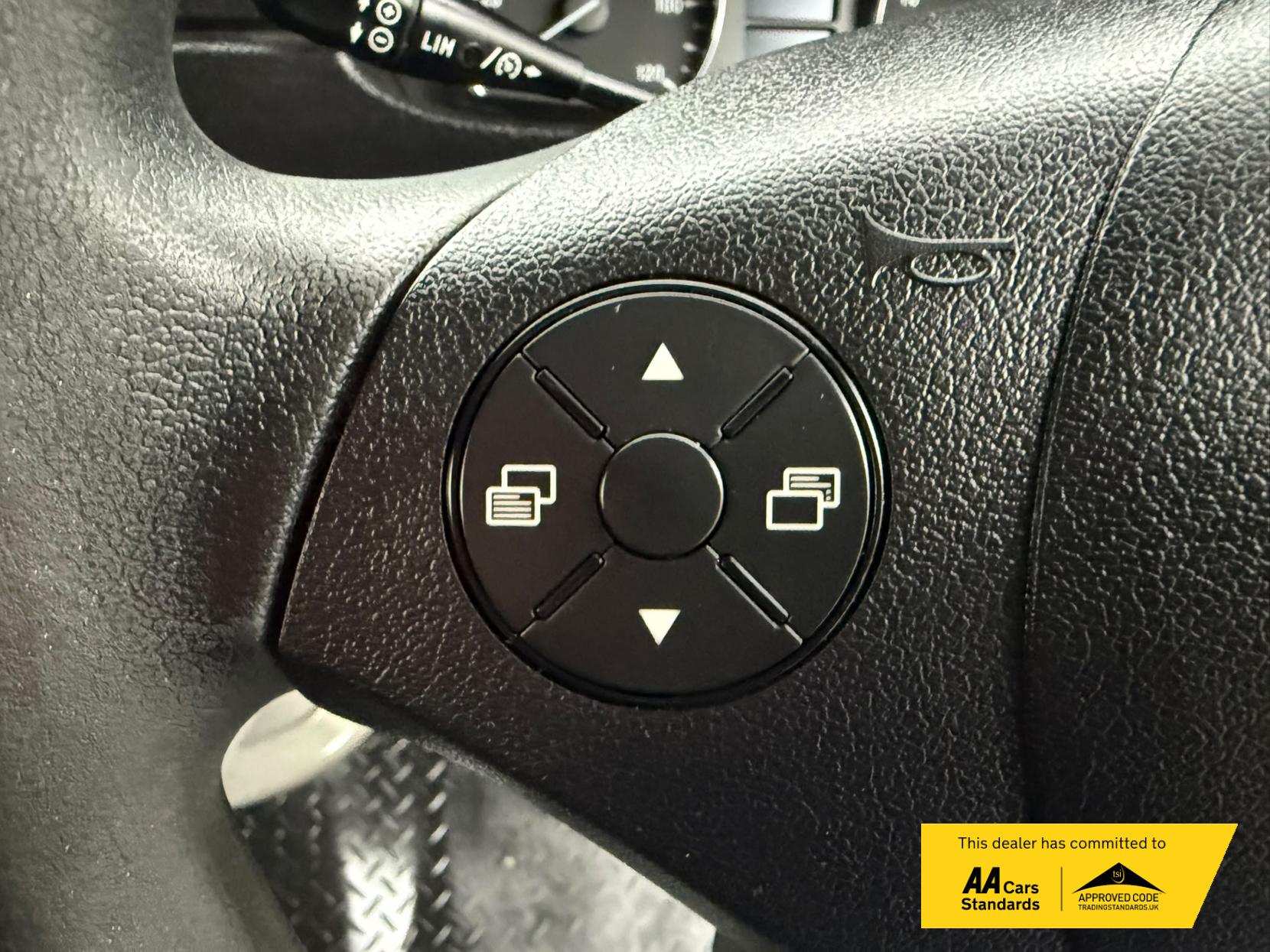 2015 Mercedes-Benz Sprinter 2.1 310 CDi Panel Van 4dr Diesel Manual RWD L3 H3 (240 g/km, 95 bhp) - Thumbnail 17