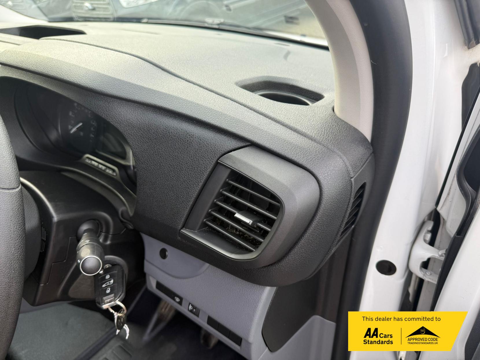 Peugeot Expert 1.5 BlueHDi 1000 Professional Compact Panel Van 6dr Diesel Manual SWB Euro 6 (s/s) (100 bhp)