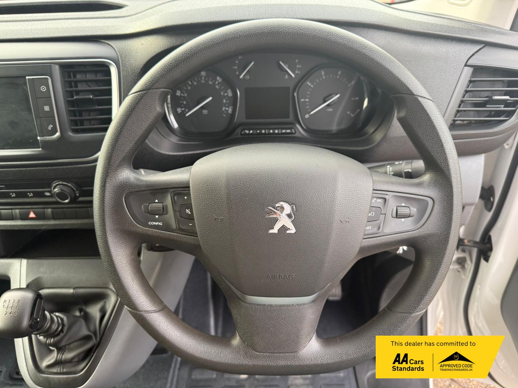 Peugeot Expert 1.5 BlueHDi 1000 Professional Compact Panel Van 6dr Diesel Manual SWB Euro 6 (s/s) (100 bhp)