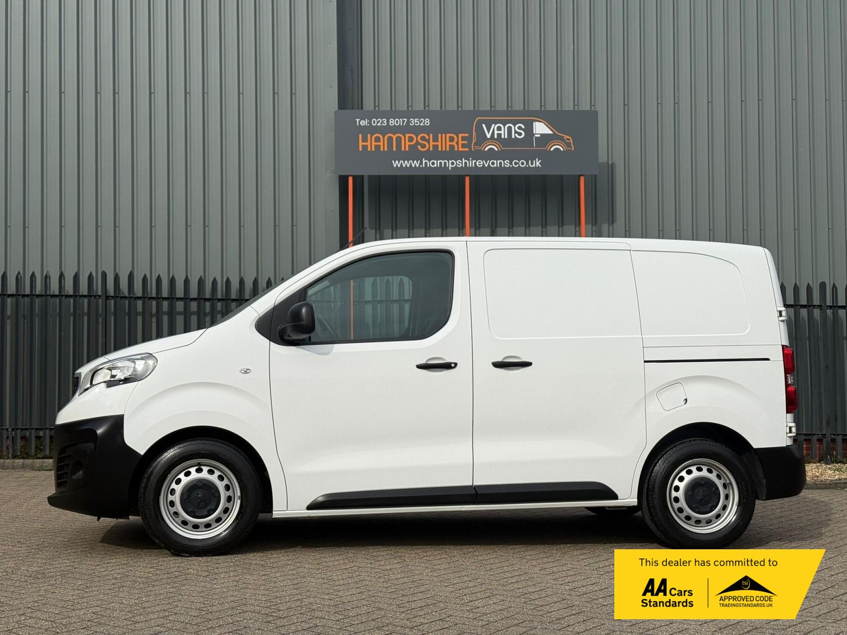 Peugeot Expert 1.5 BlueHDi 1000 Professional Compact Panel Van 6dr Diesel Manual SWB Euro 6 (s/s) (100 bhp)