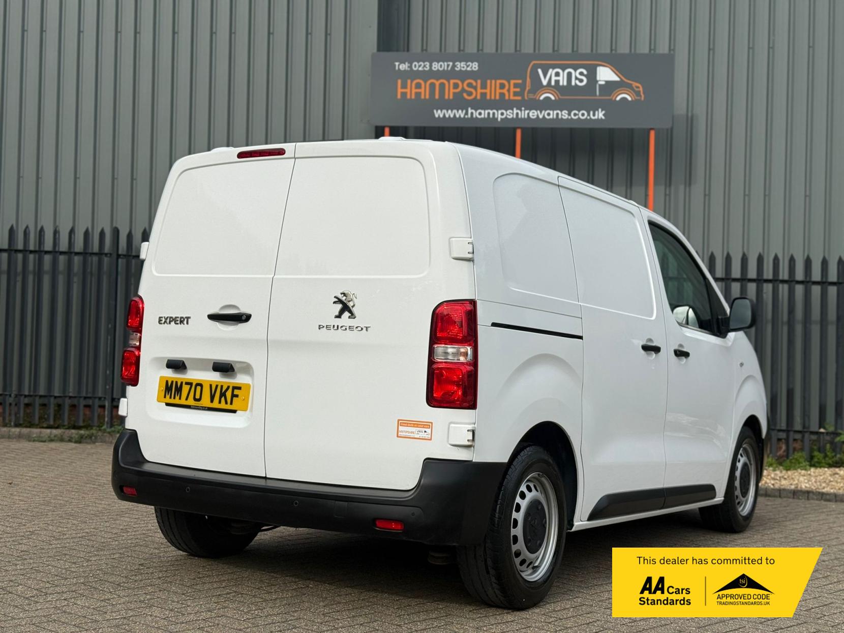 Peugeot Expert 1.5 BlueHDi 1000 Professional Compact Panel Van 6dr Diesel Manual SWB Euro 6 (s/s) (100 bhp)