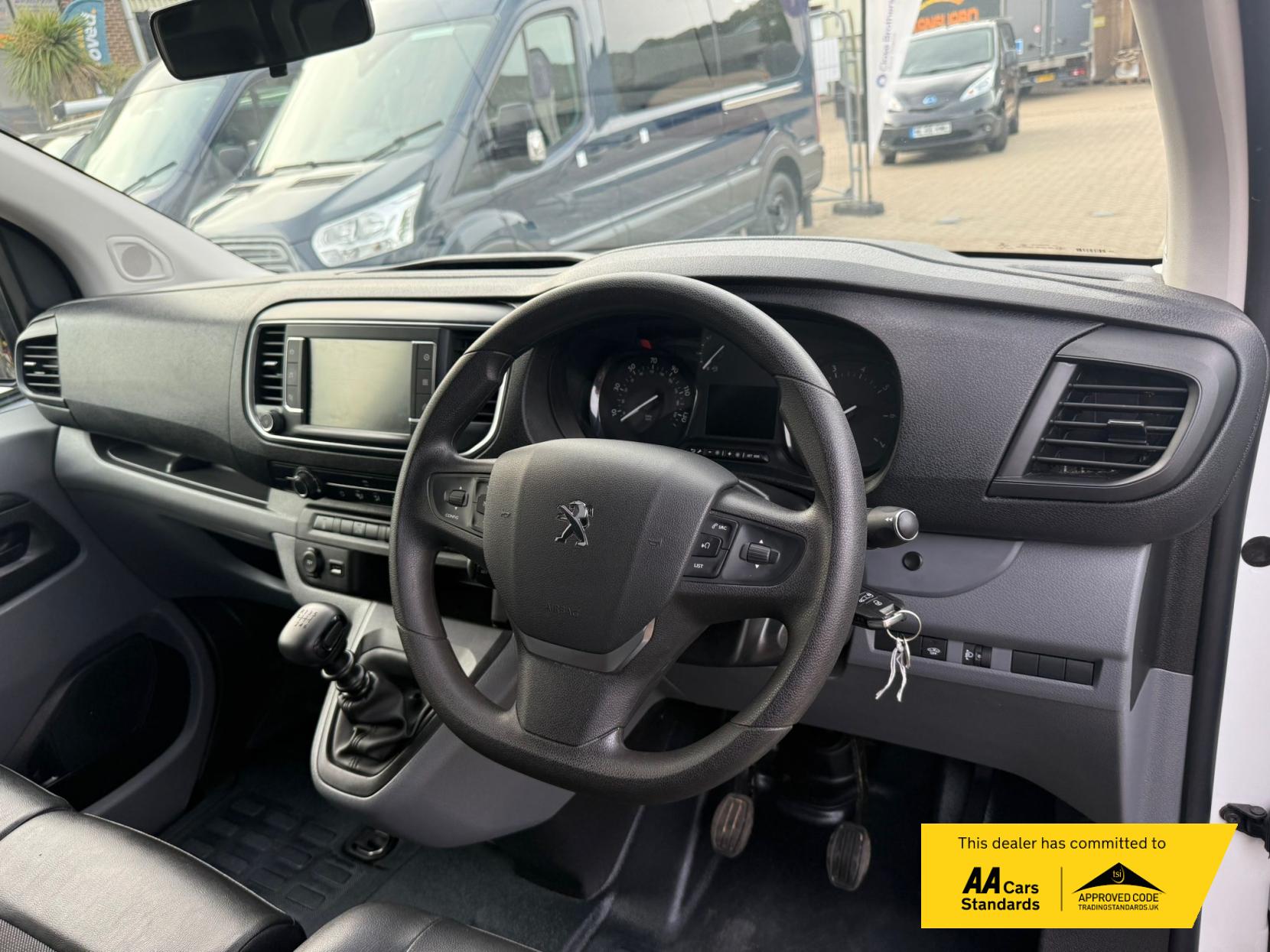 Peugeot Expert 1.5 BlueHDi 1000 Professional Compact Panel Van 6dr Diesel Manual SWB Euro 6 (s/s) (100 bhp)
