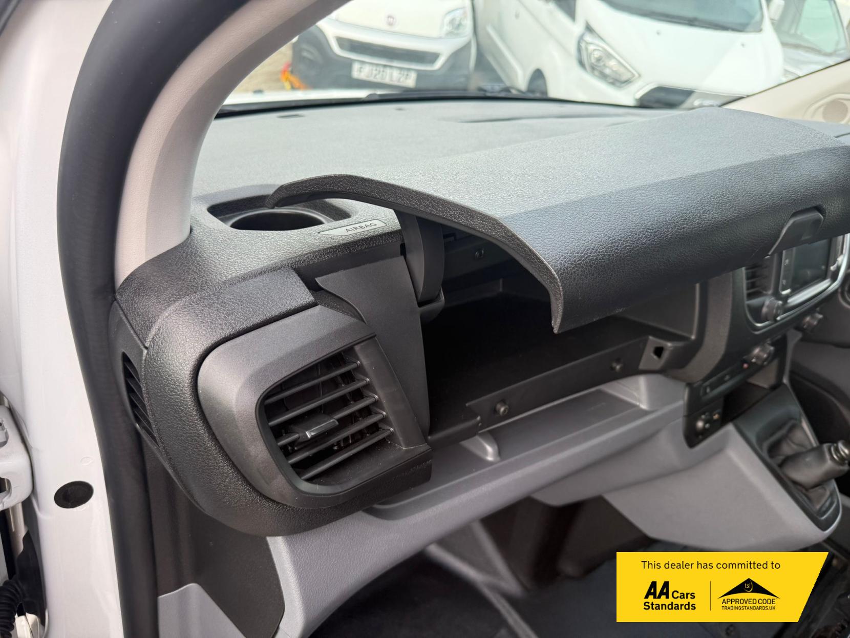 Peugeot Expert 1.5 BlueHDi 1000 Professional Compact Panel Van 6dr Diesel Manual SWB Euro 6 (s/s) (100 bhp)