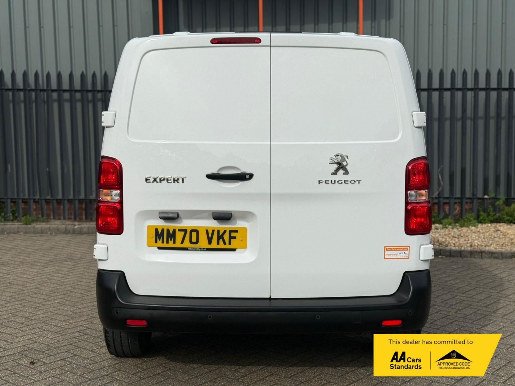 Peugeot Expert 1.5 BlueHDi 1000 Professional Compact Panel Van 6dr Diesel Manual SWB Euro 6 (s/s) (100 bhp)