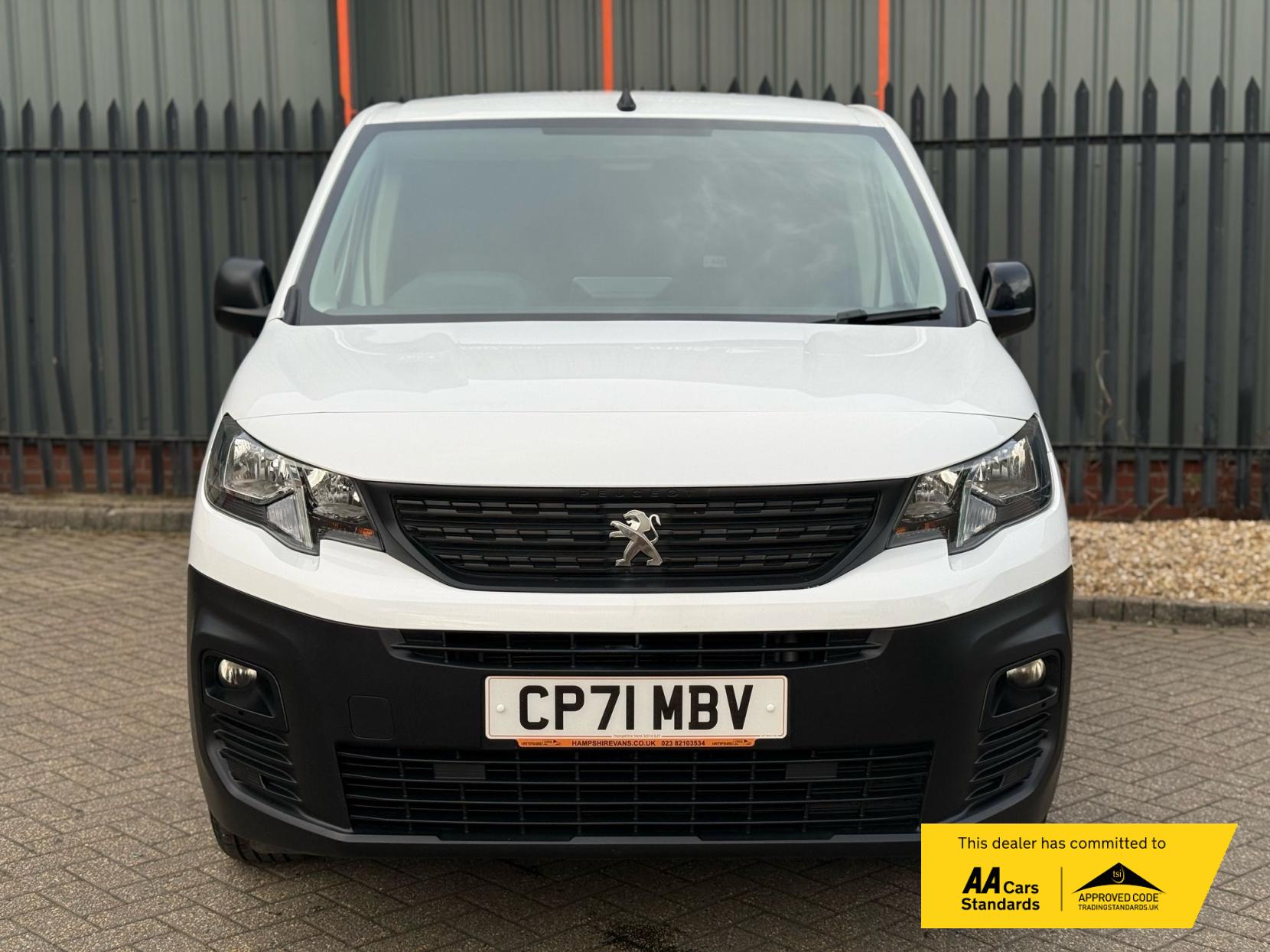 Peugeot Partner 1.5 BlueHDi 1000 Professional Premium Standard Panel Van 5dr Diesel Manual SWB Euro 6 (100 bhp)