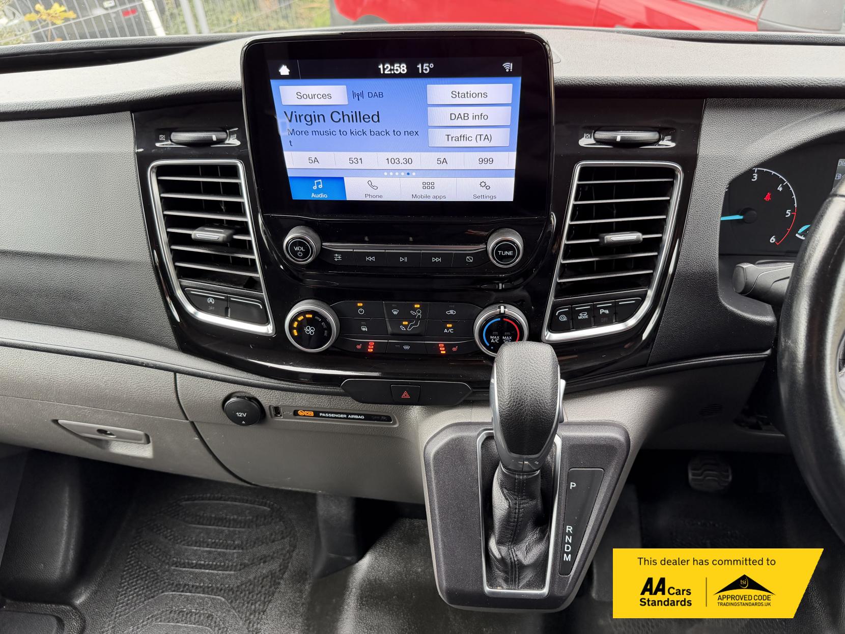 Ford Transit Custom 2.0 300 EcoBlue Limited Panel Van 5dr Diesel Auto L2 H1 Euro 6 (s/s) (130 ps)