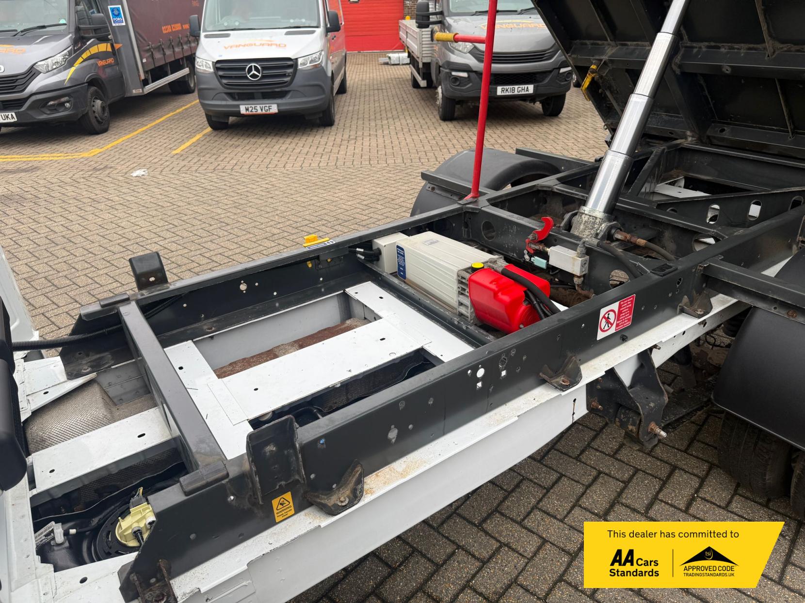 Ford Transit 2.0 Leader Tipper LCV (2019 - )