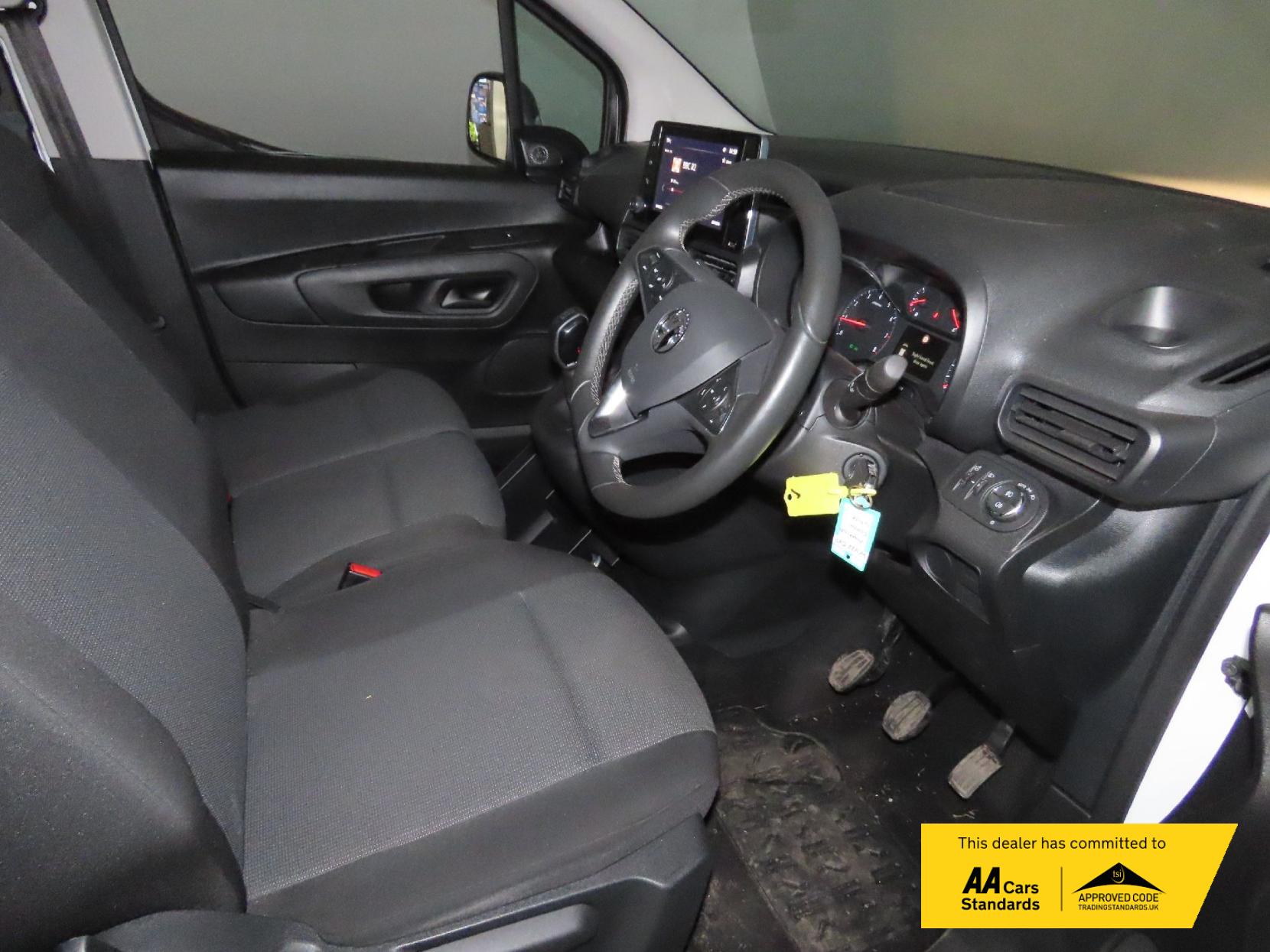 Vauxhall Combo 1.5 Turbo D 2300 Sportive Panel Van 4dr Diesel Manual L1 H1 Euro 6 (100 ps)