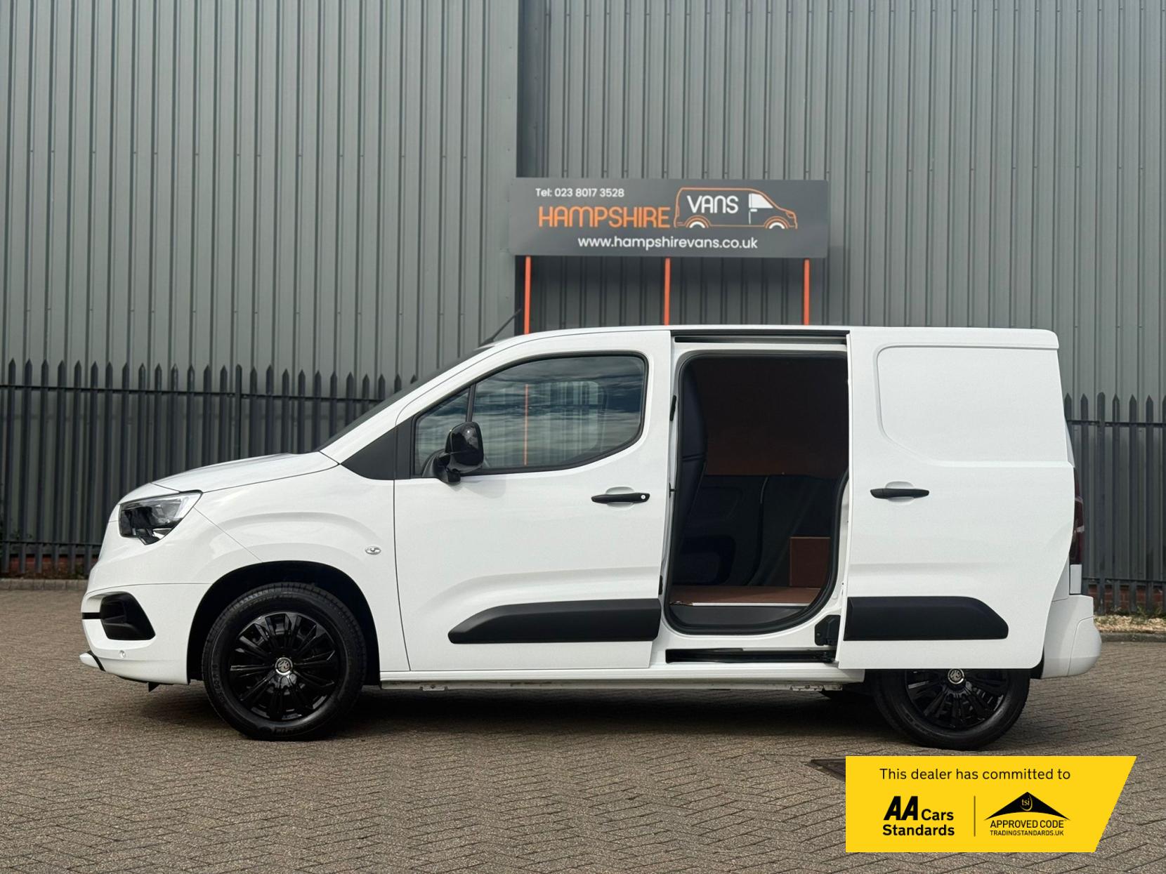 Vauxhall Combo 1.5 Turbo D 2300 Sportive Panel Van 4dr Diesel Manual L1 H1 Euro 6 (100 ps)