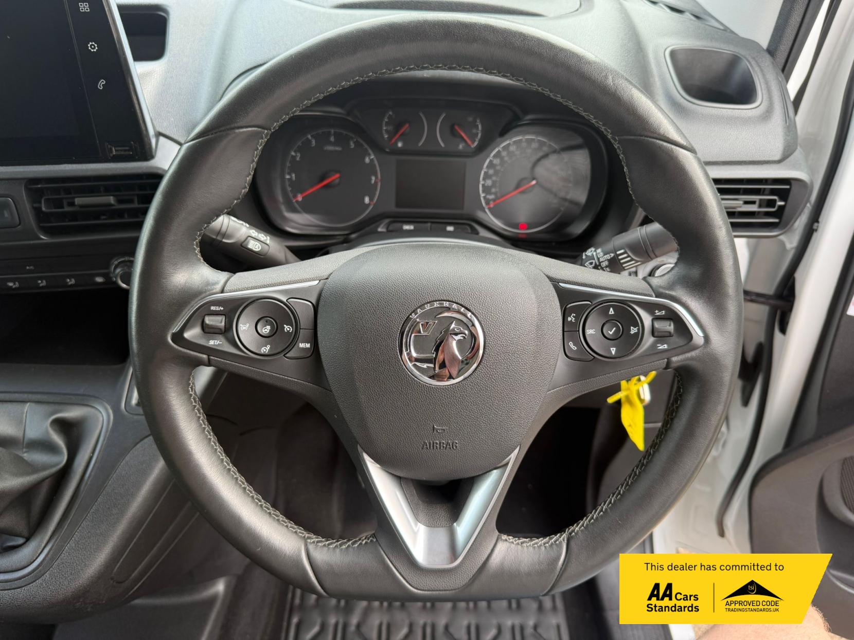 Vauxhall Combo 1.5 Turbo D 2300 Sportive Panel Van 4dr Diesel Manual L1 H1 Euro 6 (100 ps)