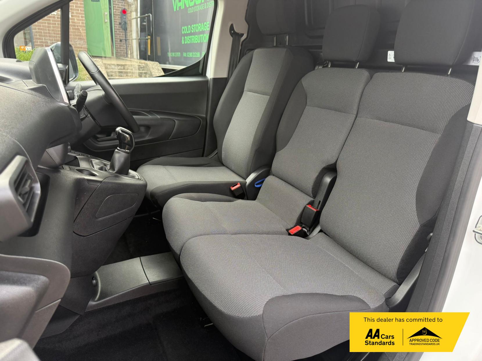 Vauxhall Combo 1.5 Turbo D 2300 Sportive Panel Van 4dr Diesel Manual L1 H1 Euro 6 (100 ps)