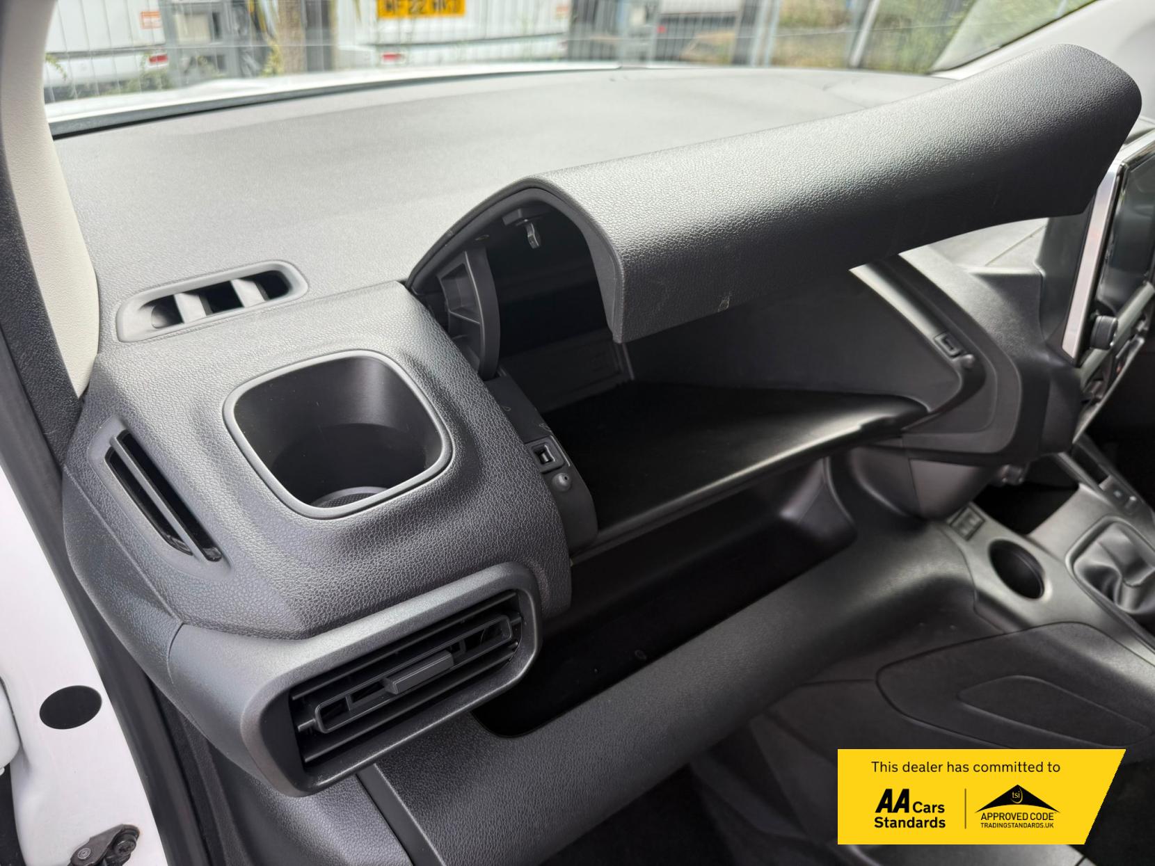 Vauxhall Combo 1.5 Turbo D 2300 Sportive Panel Van 4dr Diesel Manual L1 H1 Euro 6 (100 ps)