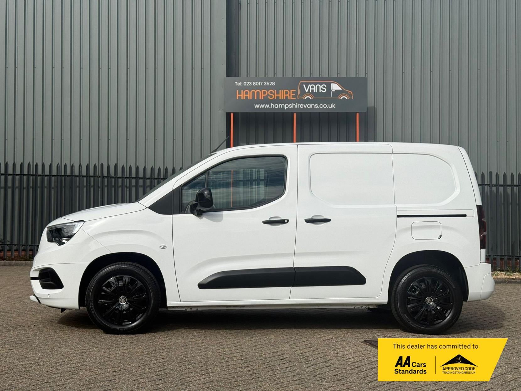 Vauxhall Combo 1.5 Turbo D 2300 Sportive Panel Van 4dr Diesel Manual L1 H1 Euro 6 (100 ps)